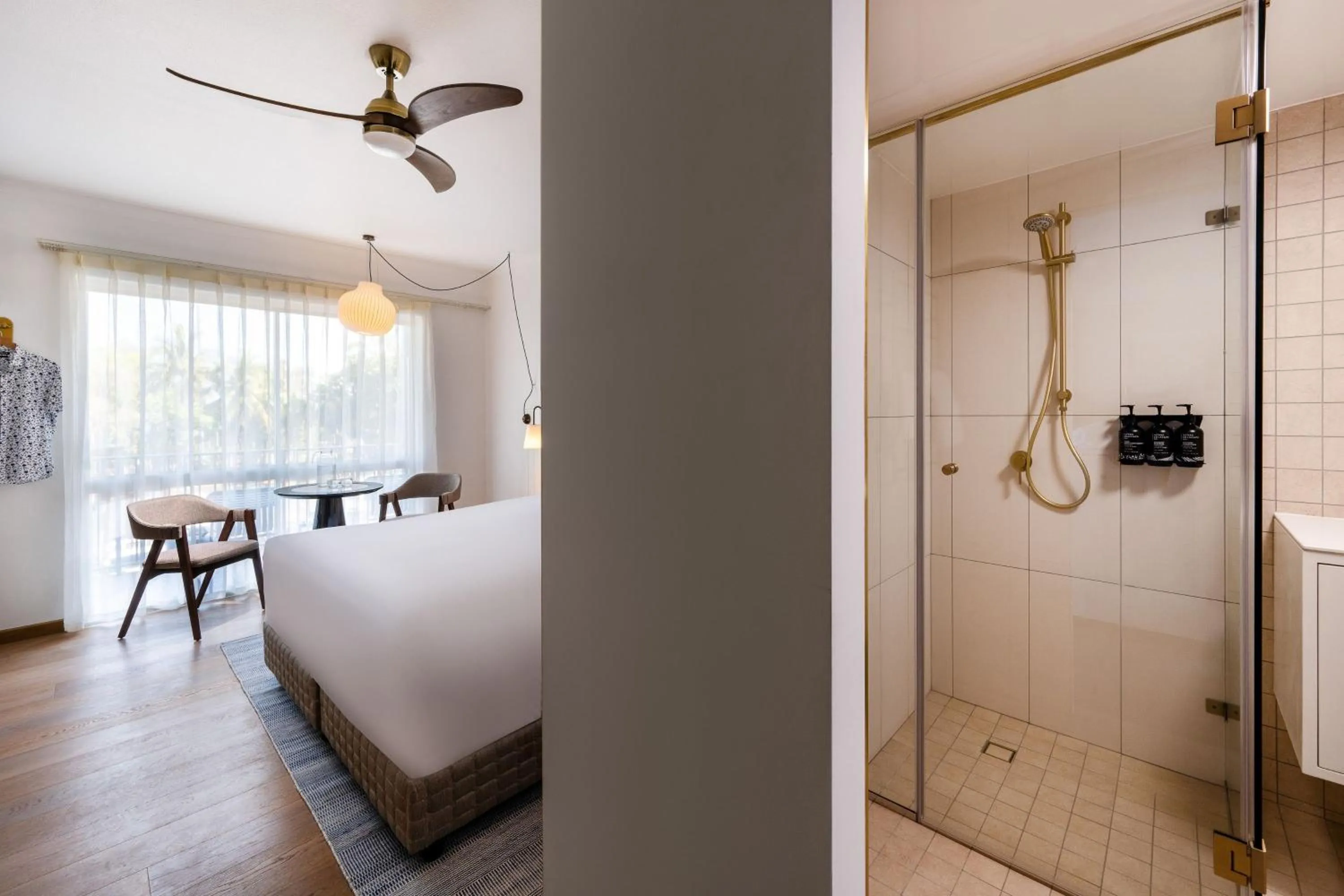 Bathroom, Bed in Mantra Club Croc