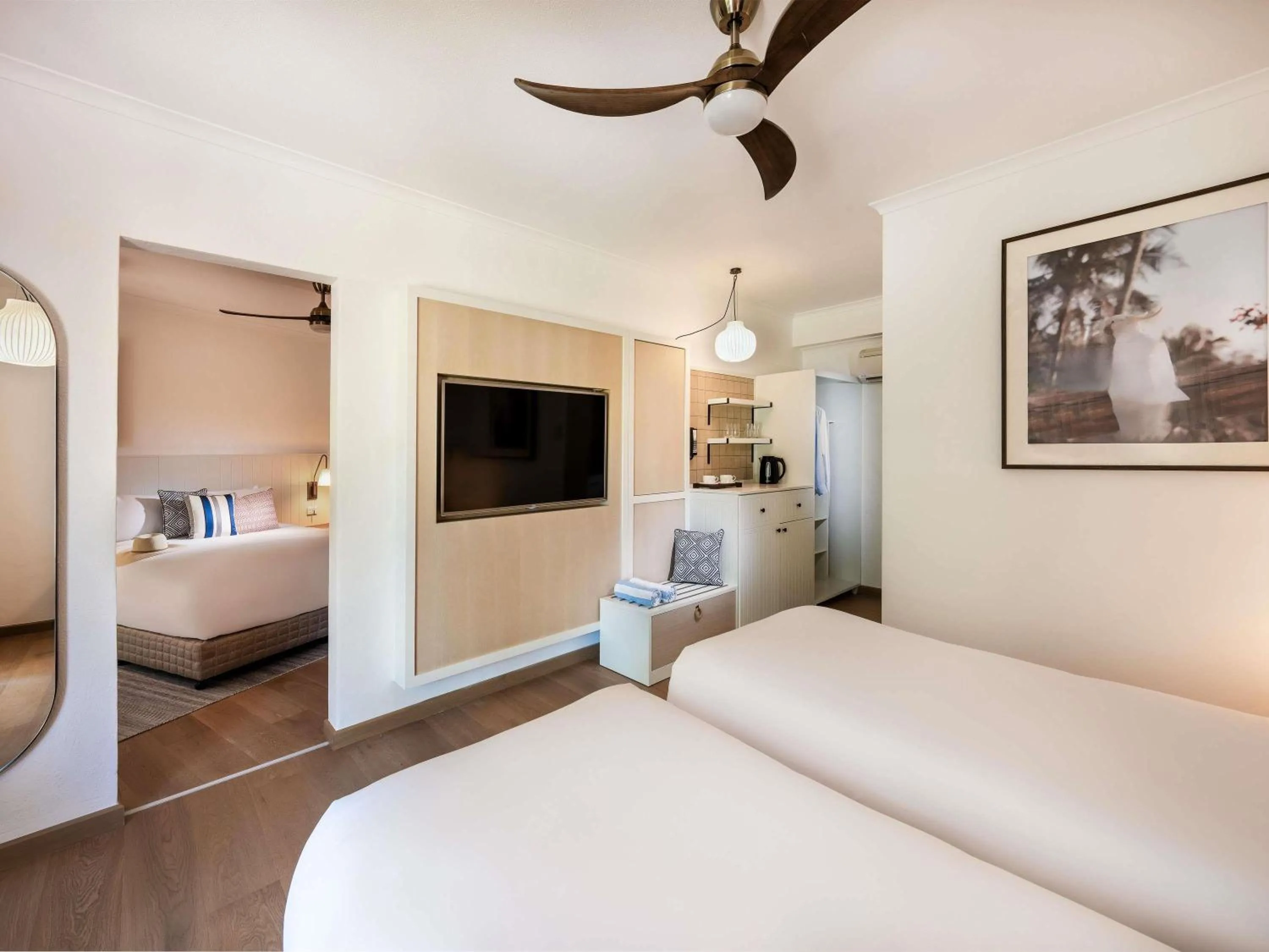 Bedroom, Bed in Mantra Club Croc