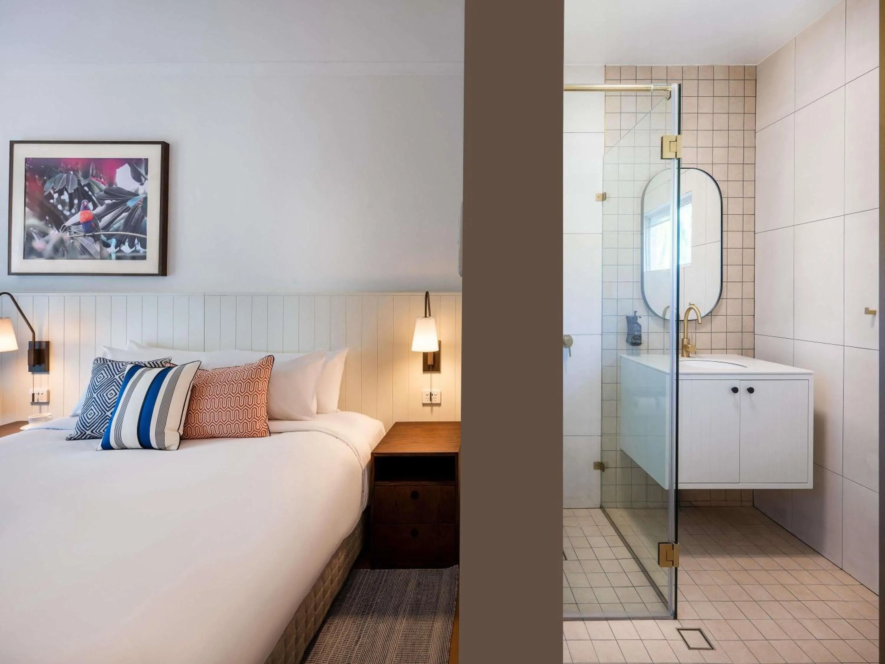 Bedroom, Bed in Mantra Club Croc