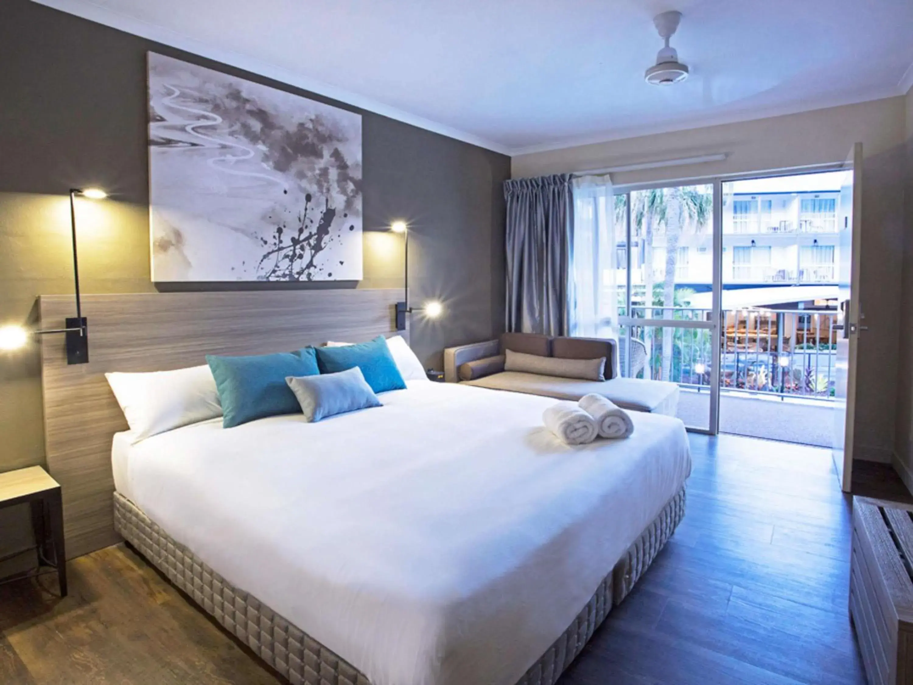 Bedroom, Bed in Mantra Club Croc Bedroom, Bed in Mantra Club Croc