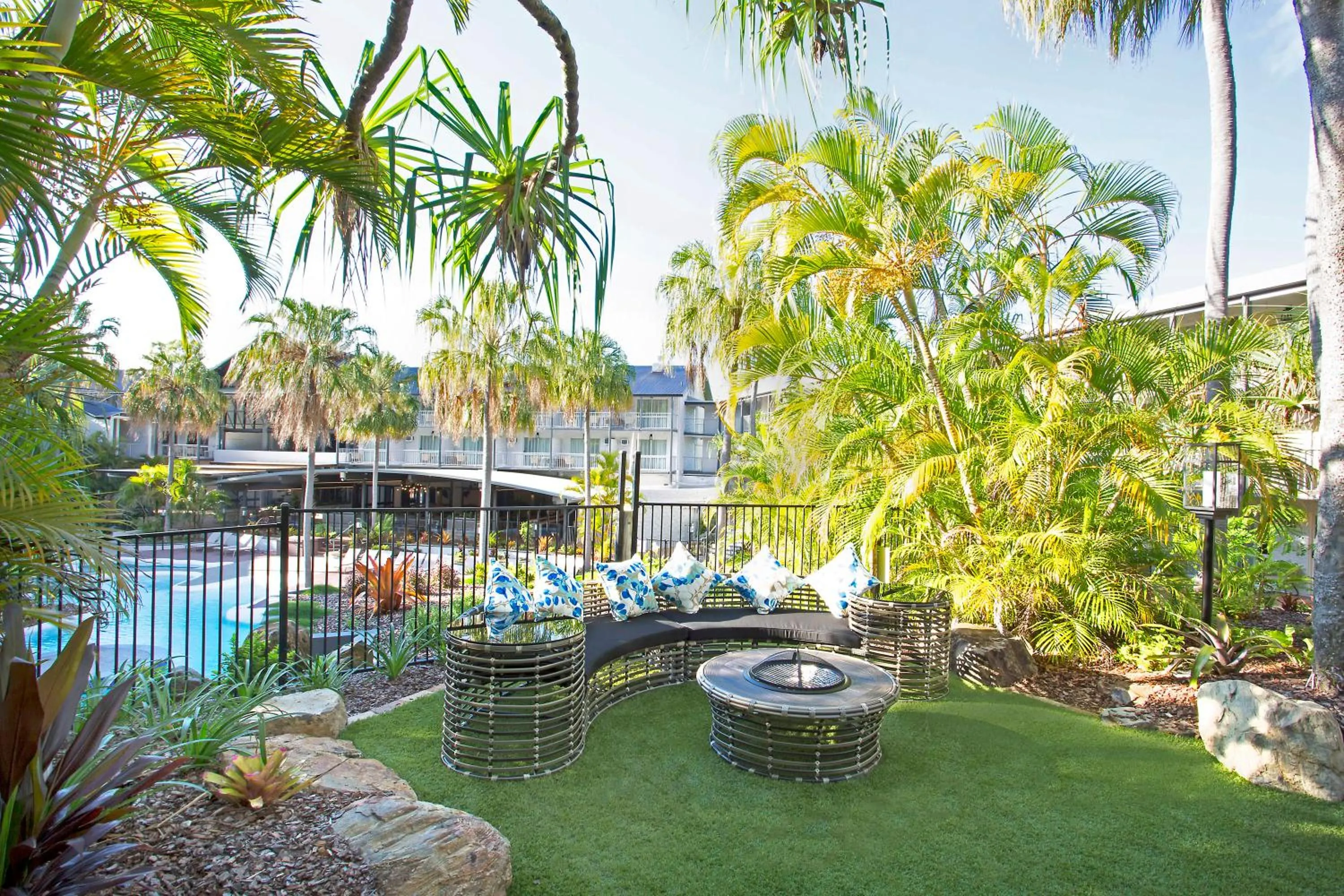 Garden in Mantra Club Croc