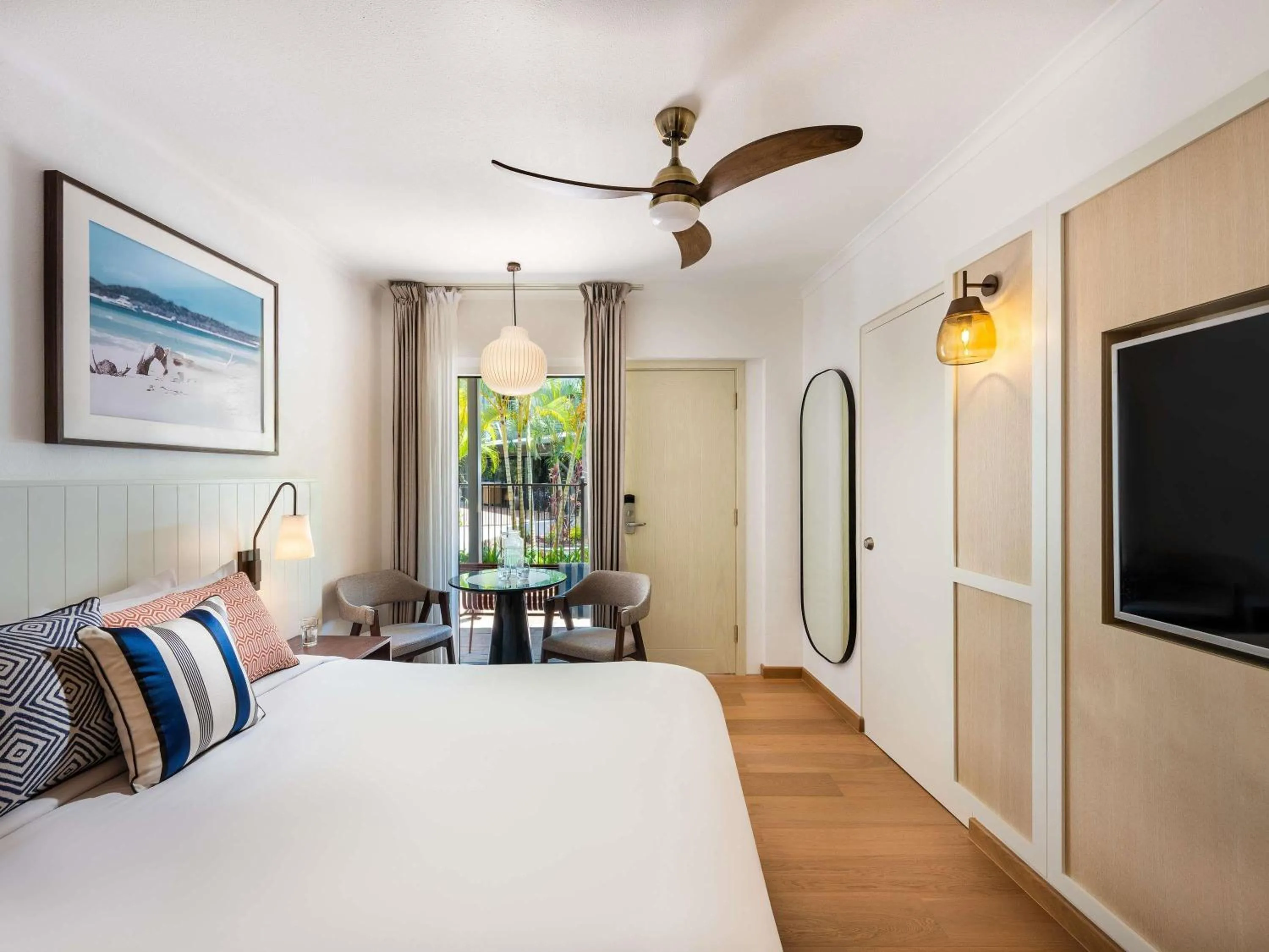 Bedroom, Bed in Mantra Club Croc