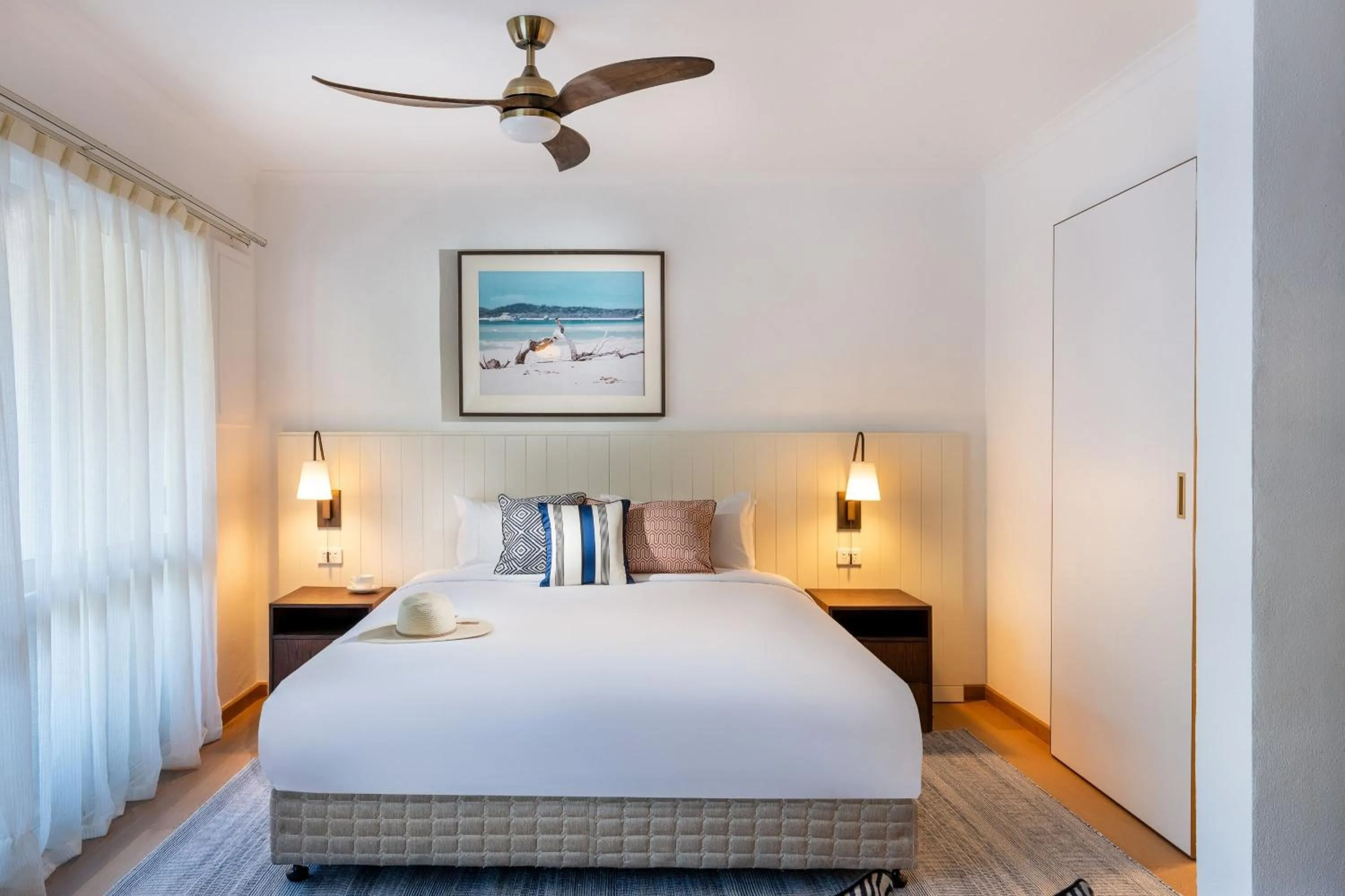 Bedroom, Bed in Mantra Club Croc