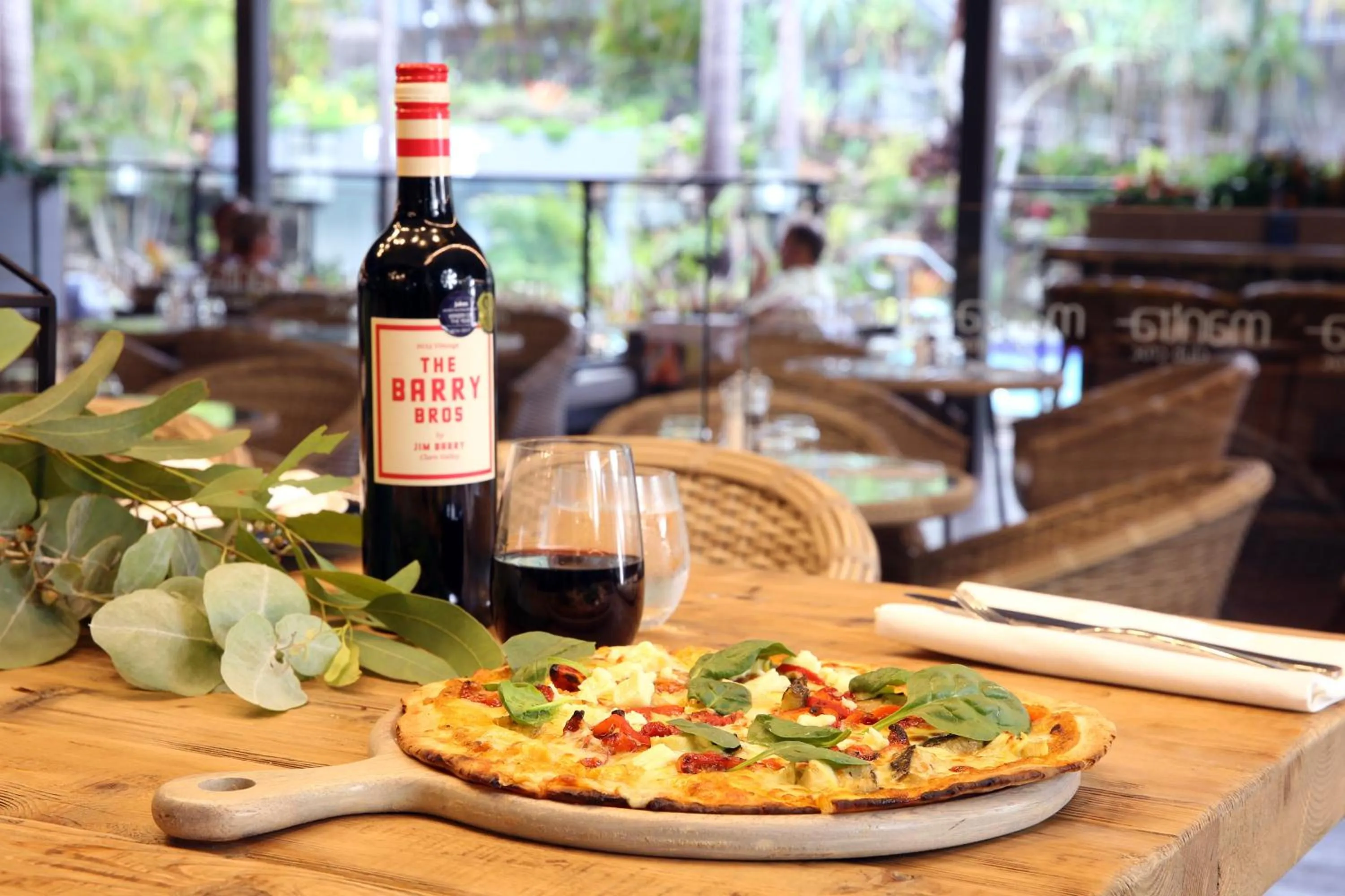 Restaurant/places to eat in Mantra Club Croc