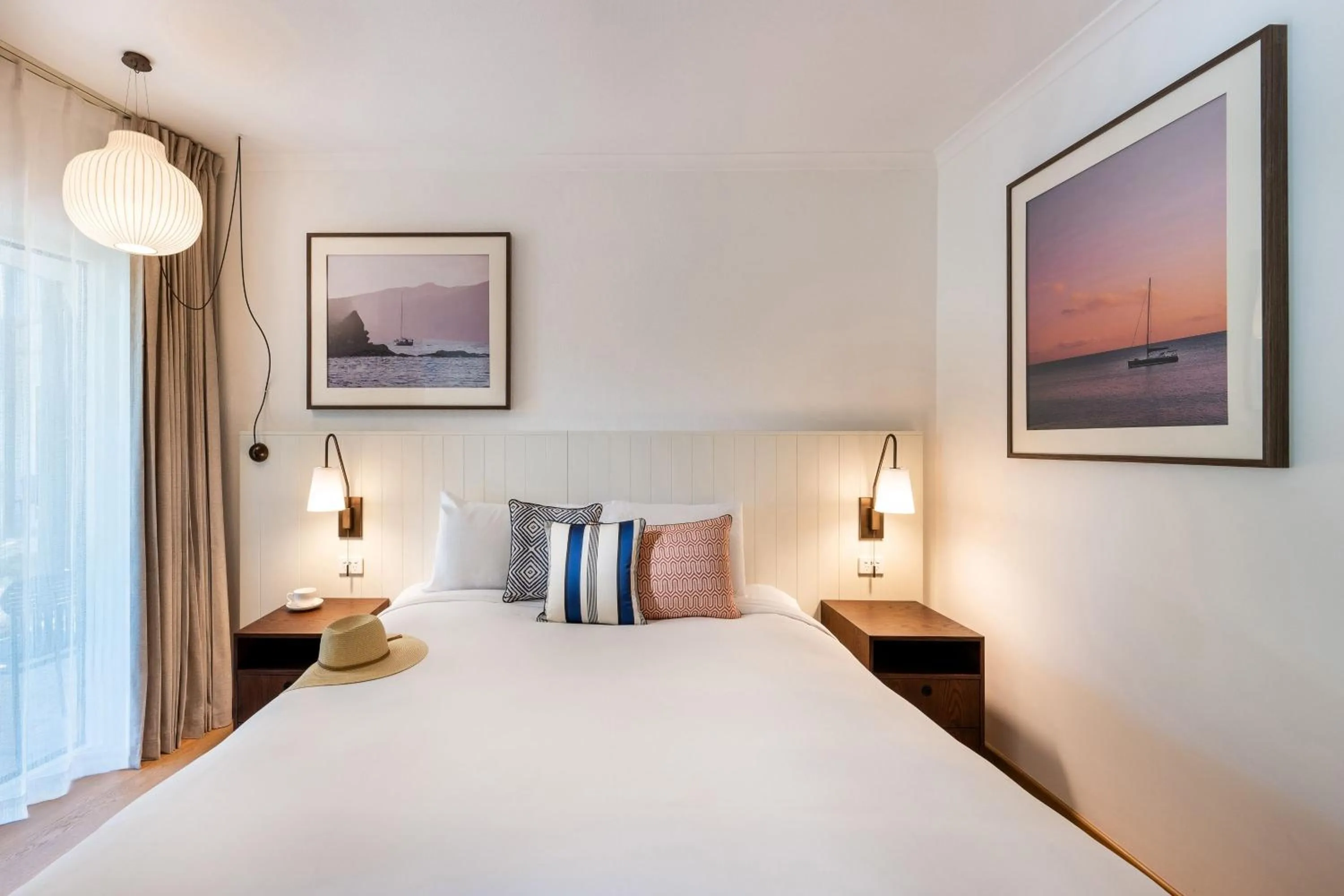 Bedroom, Bed in Mantra Club Croc