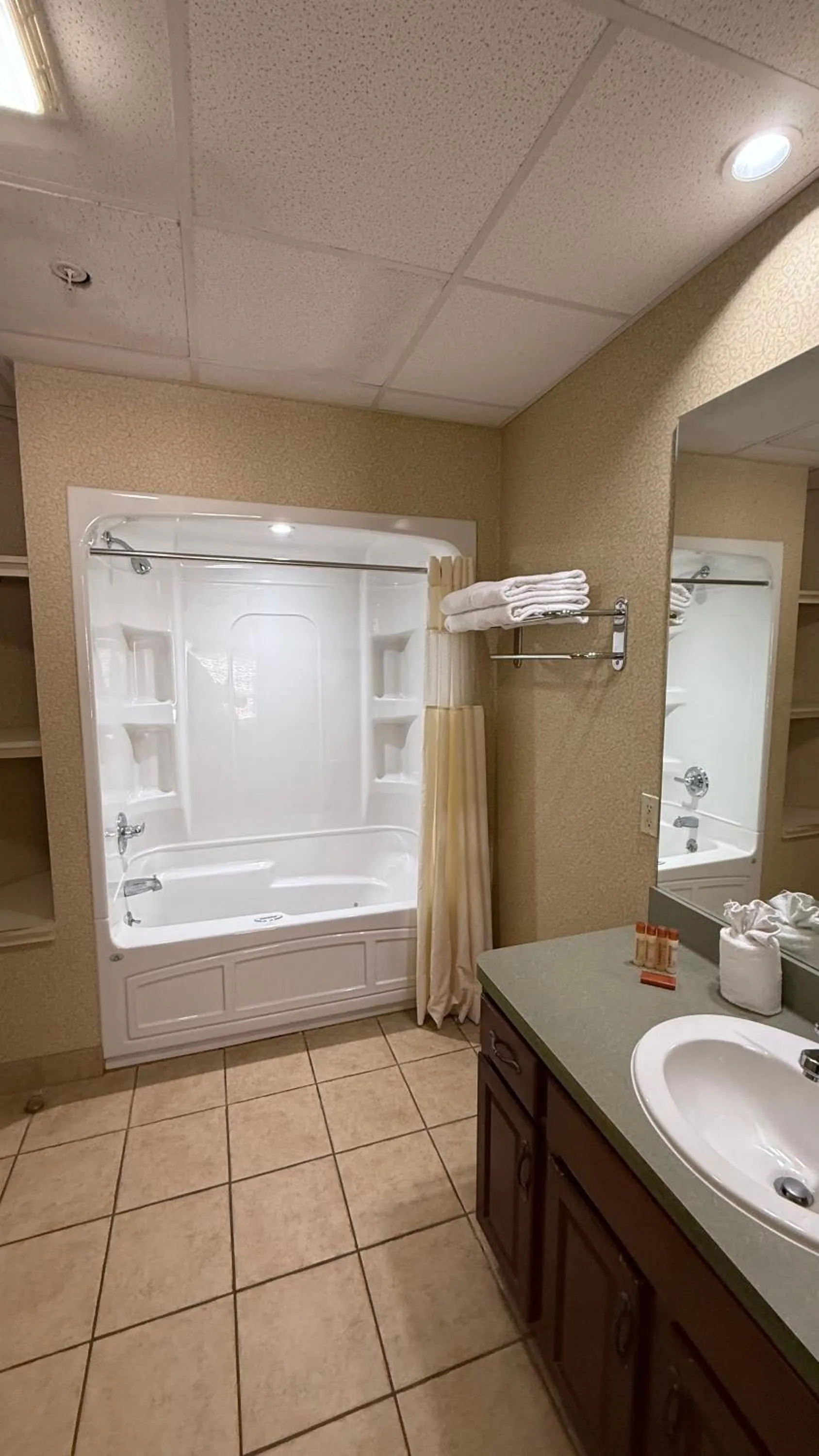 Bathroom in Split Rock Resort