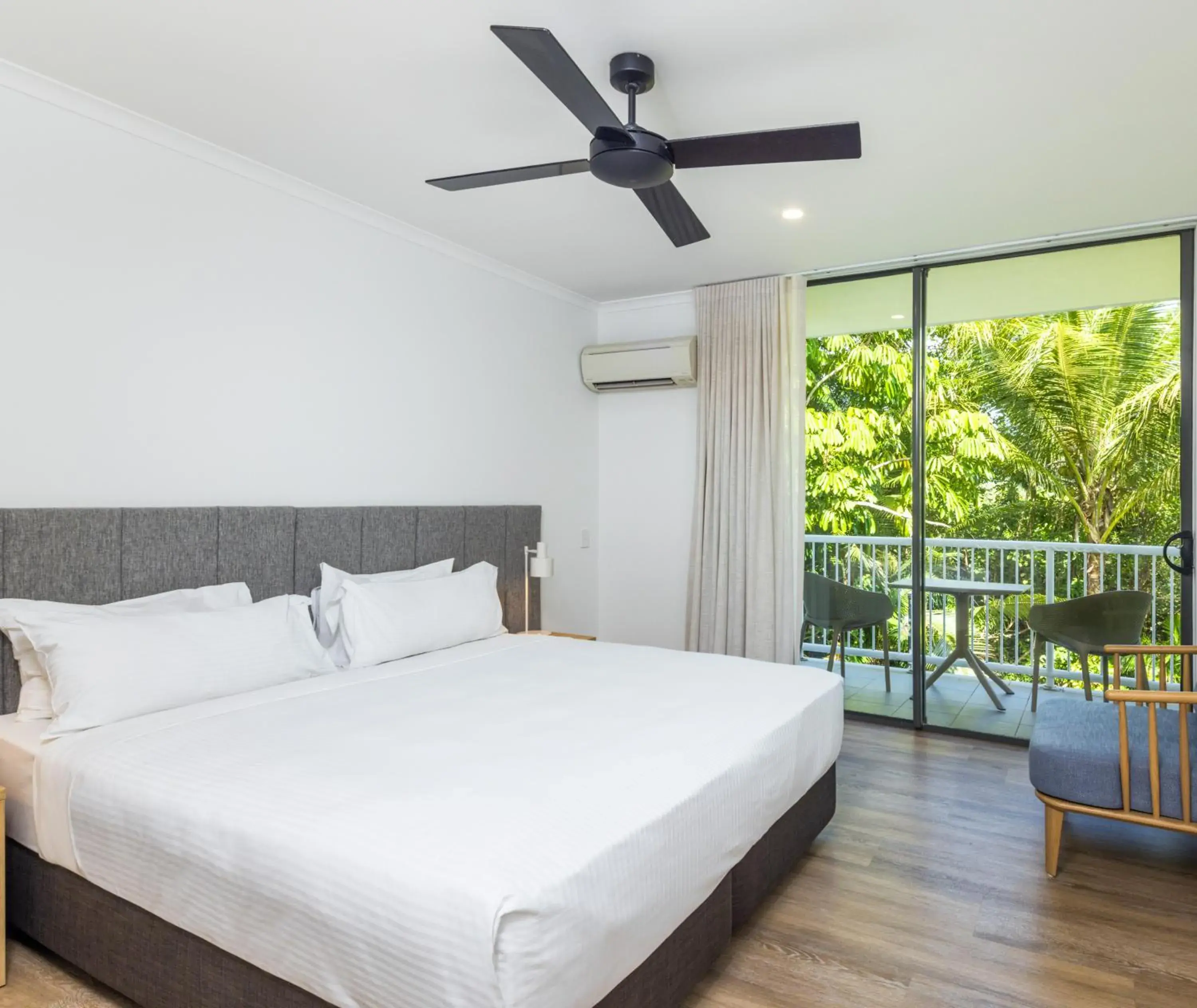 Bedroom, Bed in Oaks Port Douglas Resort Bedroom, Bed in Oaks Port Douglas Resort