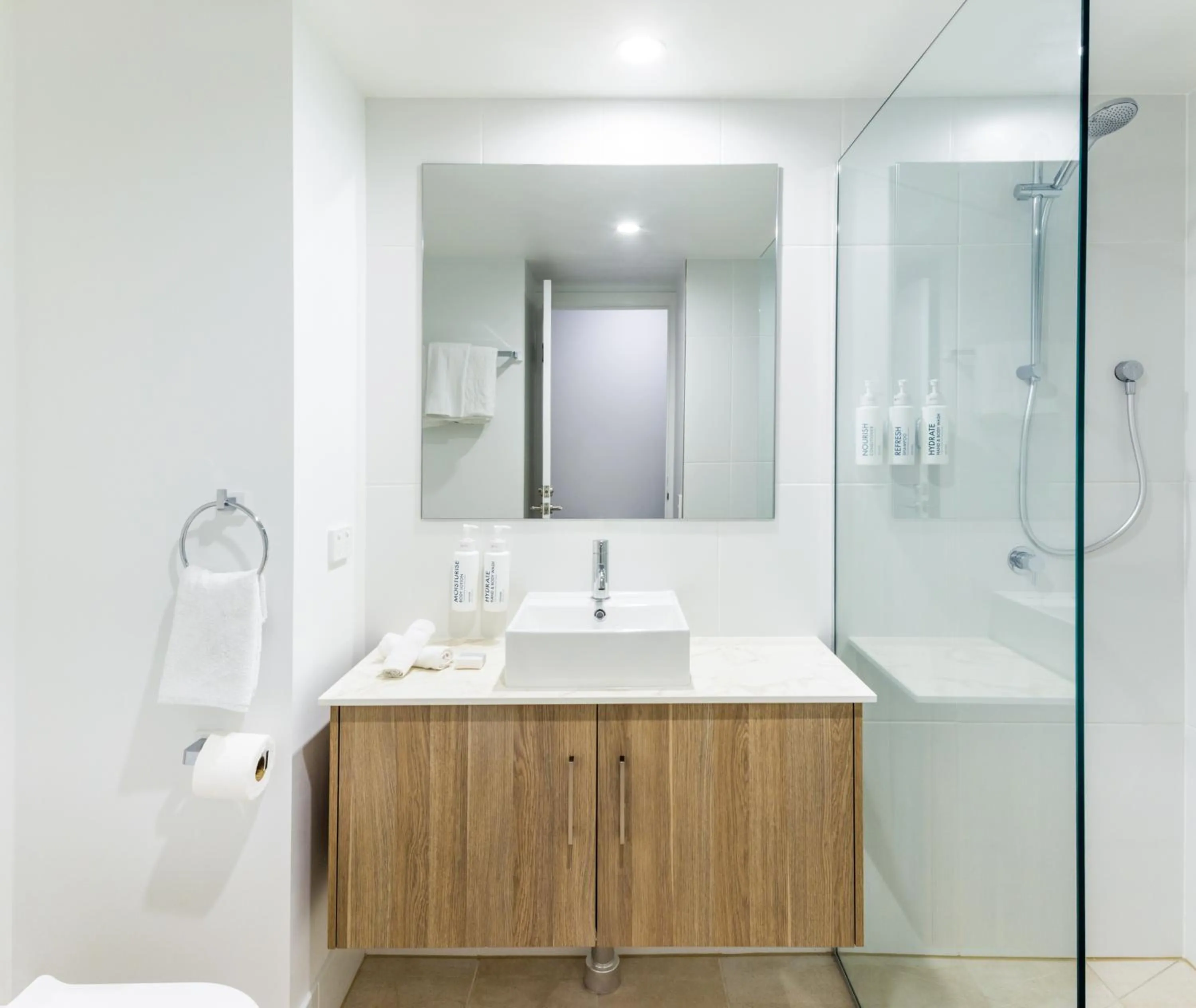 Bathroom in Oaks Port Douglas Resort