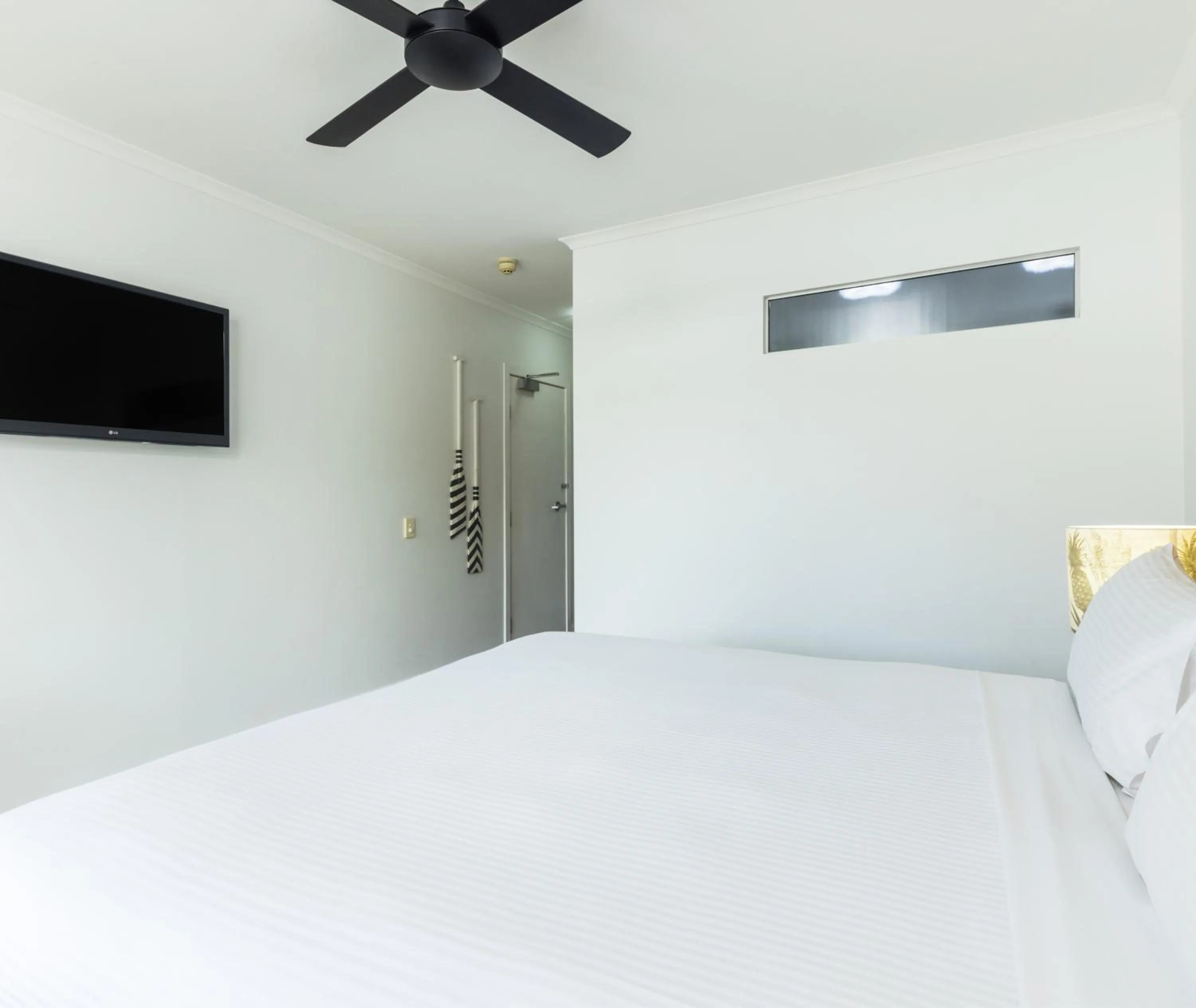 Bed in Oaks Port Douglas Resort