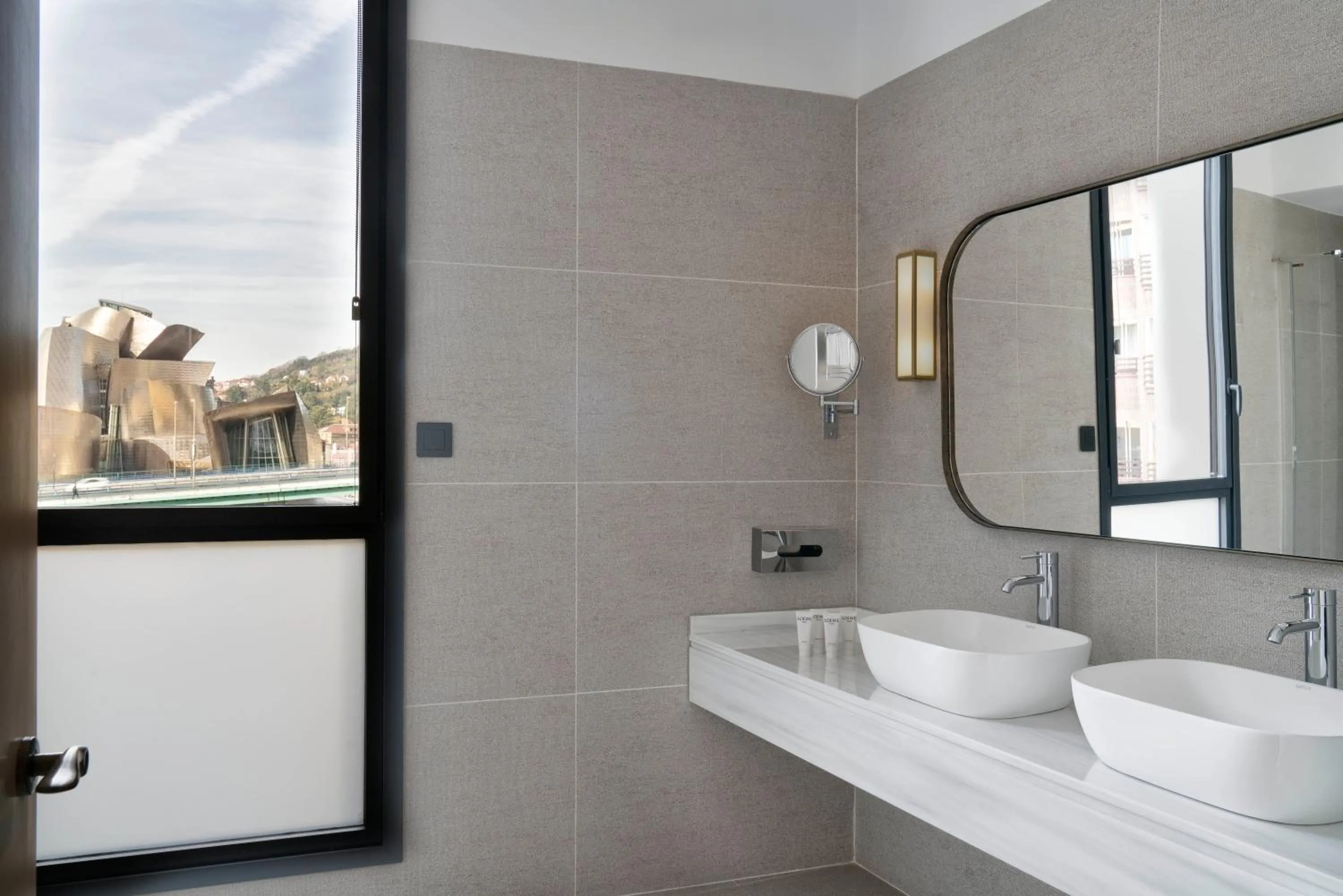 Toilet in Vincci Consulado de Bilbao