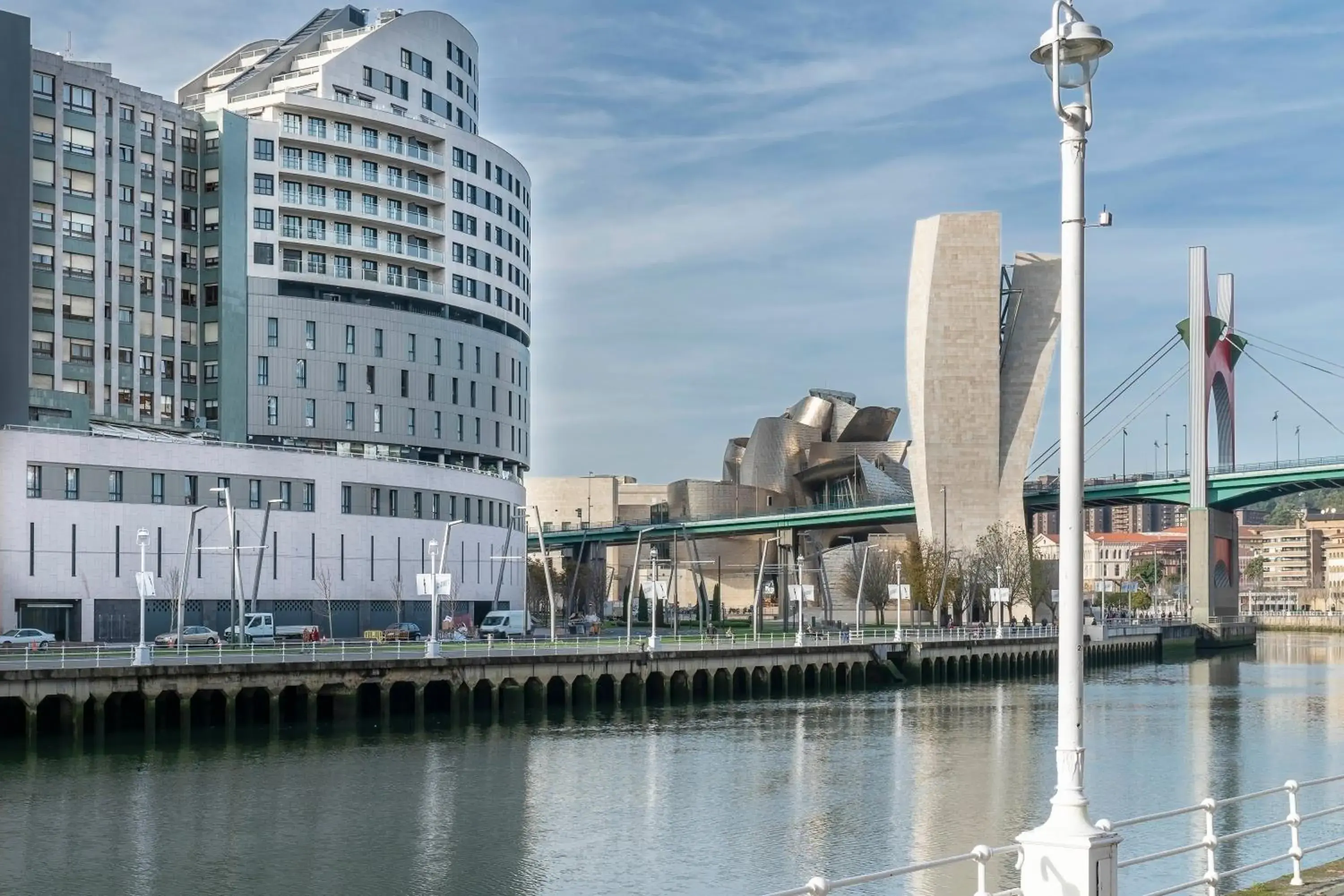 Facade/entrance in Vincci Consulado de Bilbao Facade/entrance in Vincci Consulado de Bilbao