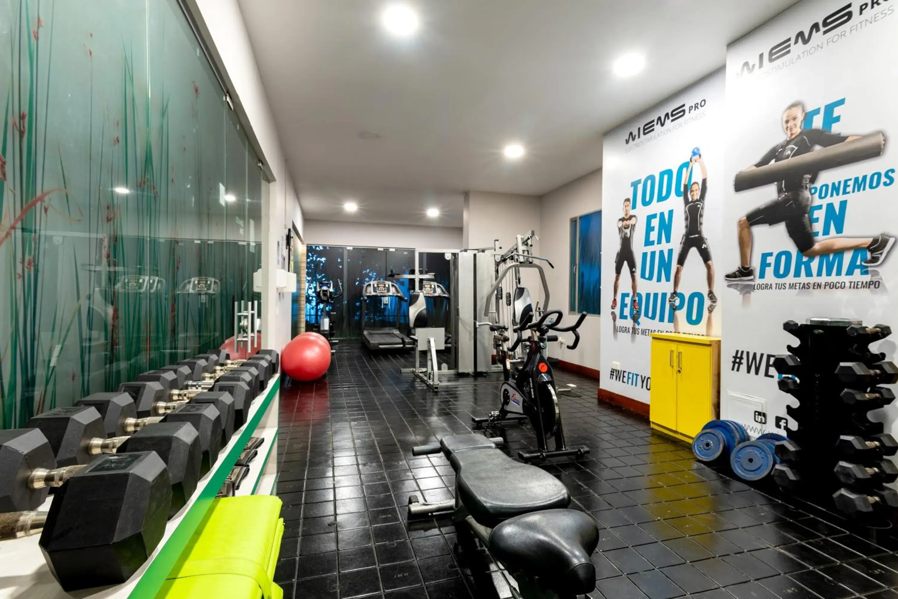 Property building in Hotel Factory Green Bogotá Occidente Calle 80 Property building in Hotel Factory Green Bogotá Occidente Calle 80