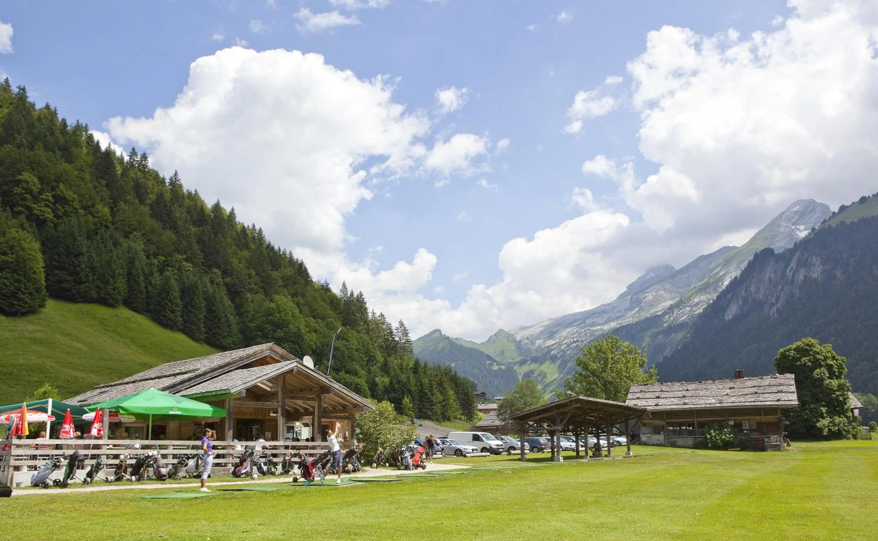 Facade/entrance in Chalet-Hôtel Les Fermes de Pierre & Anna