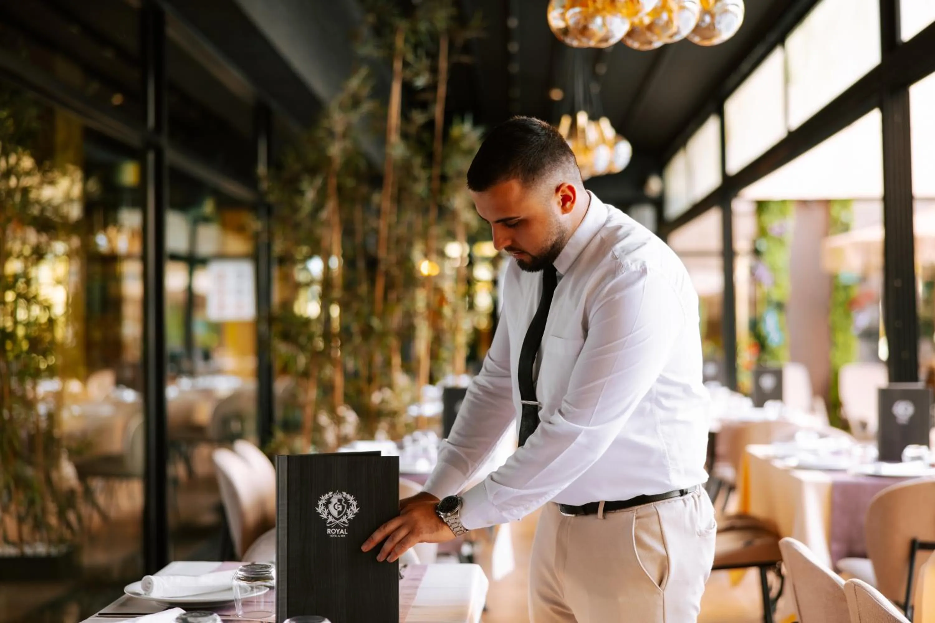 Restaurant/places to eat in Royal G Hotel & SPA 4 Star