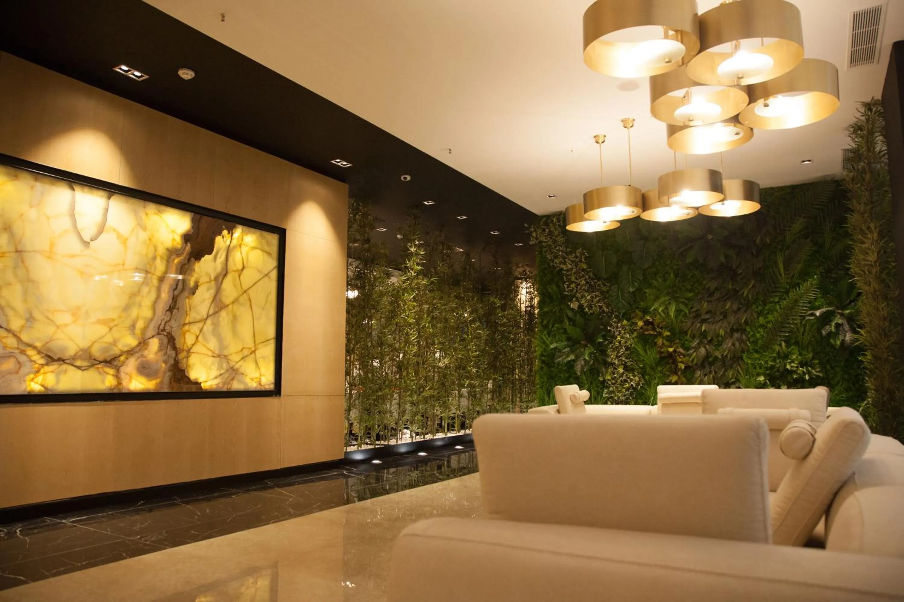 Lobby or reception in Royal G Hotel & SPA 4 Star