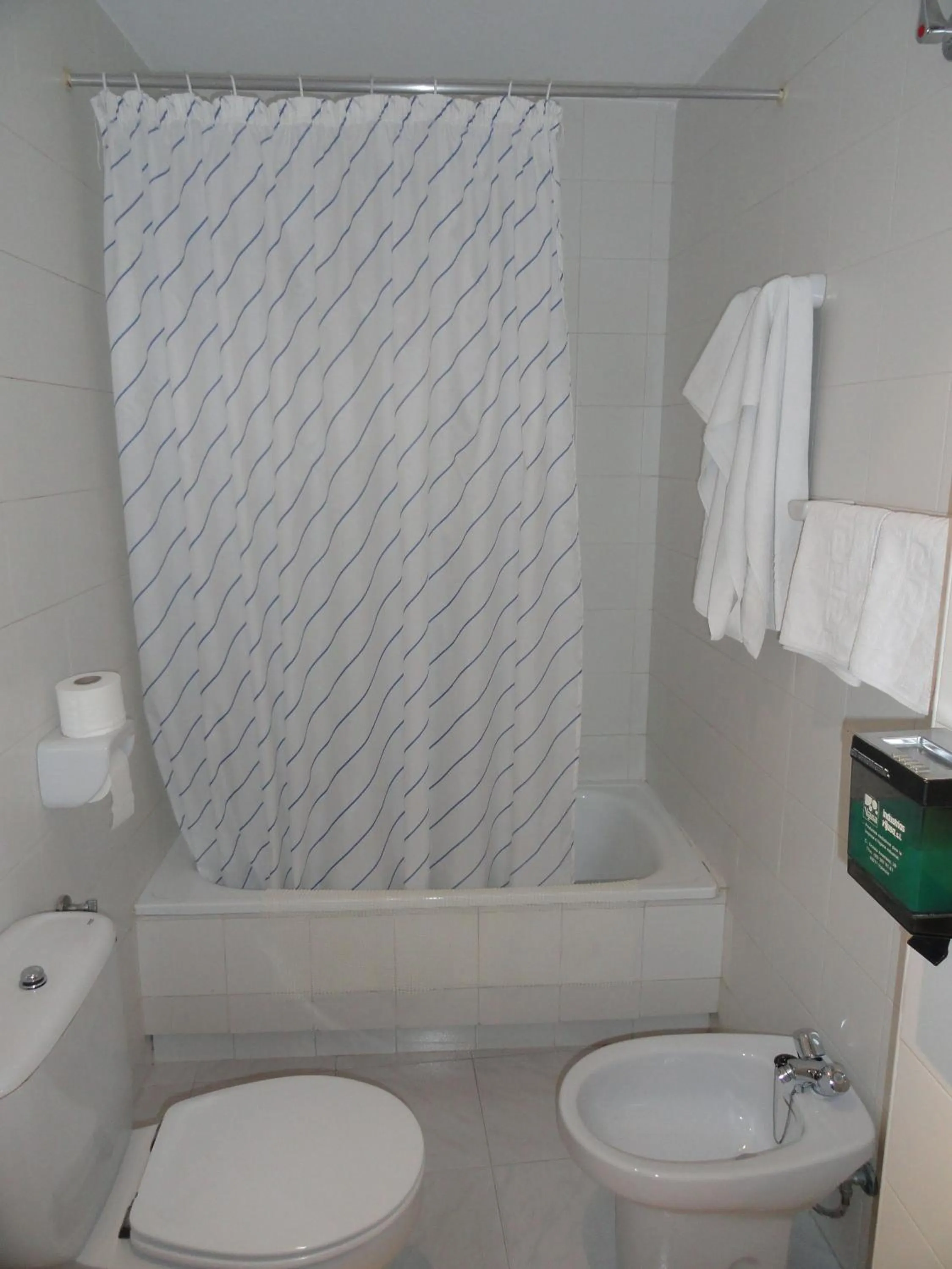 Bathroom in Hotel El Coloso