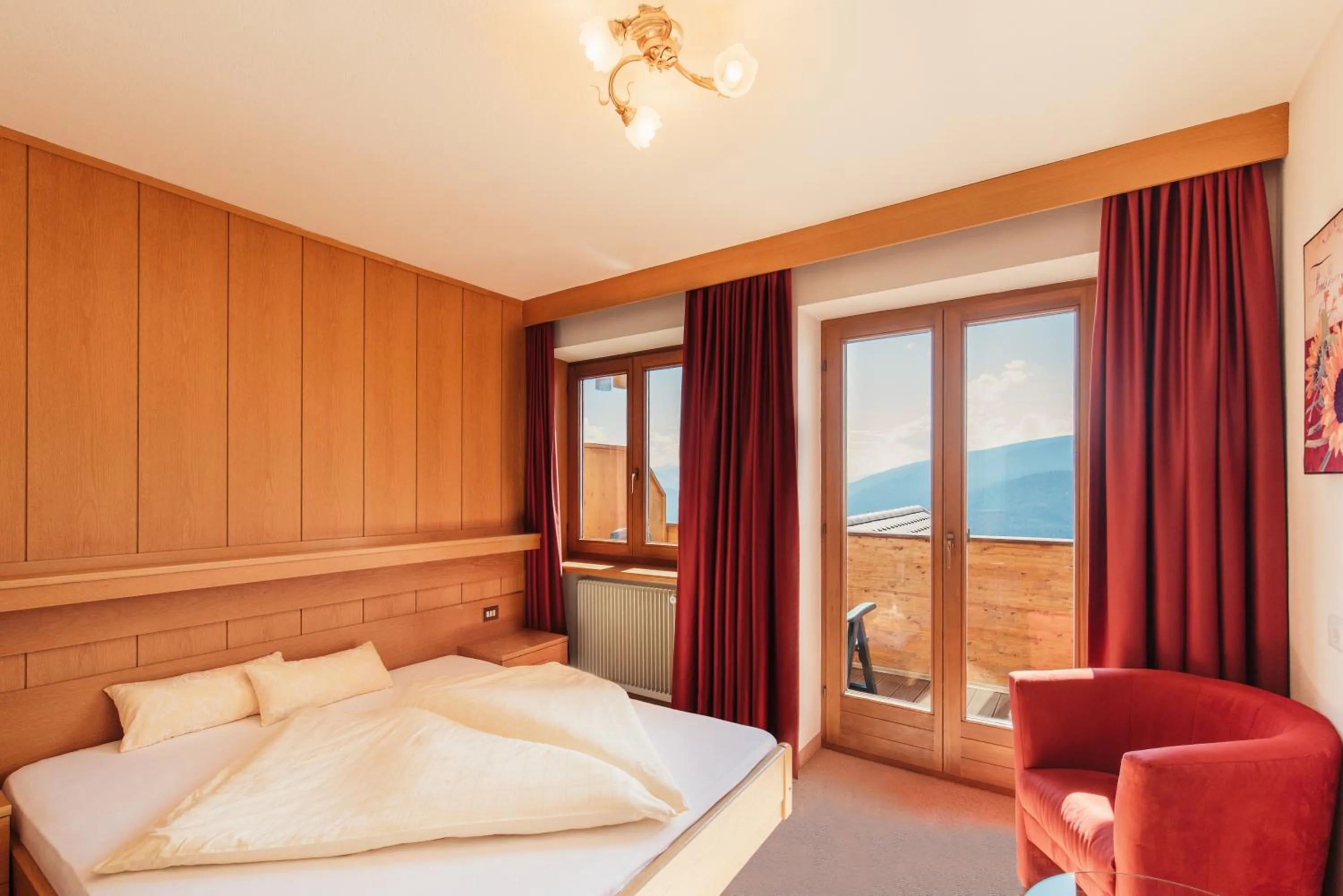 Photo of the whole room, Bed in Pension Wiesenrain