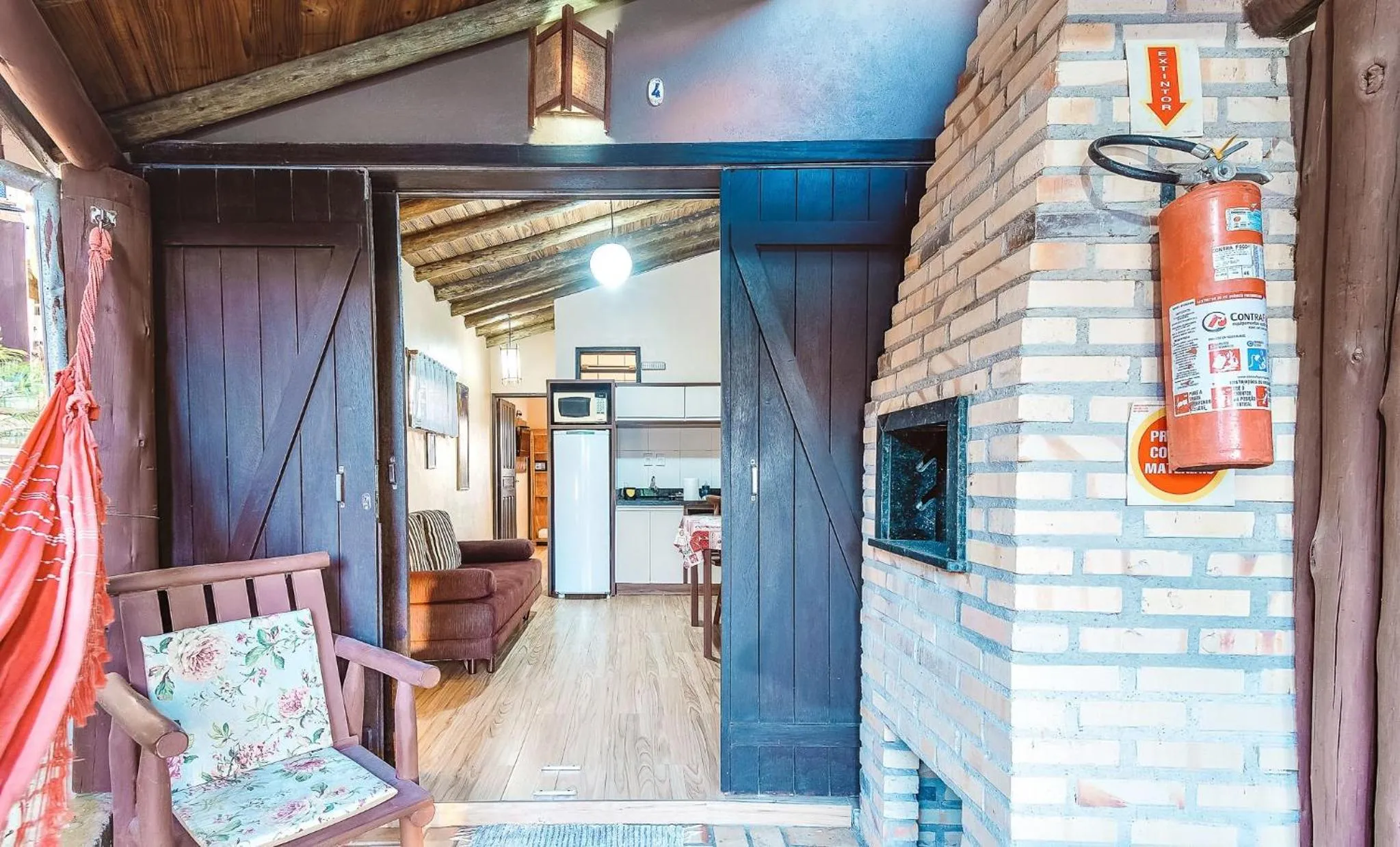 BBQ facilities in Pousada Bangalôs do Rosa