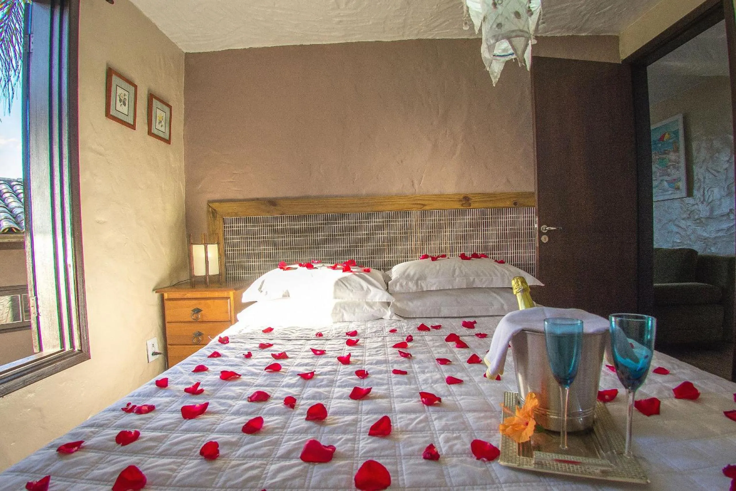 Bedroom, Bed in Pousada Bangalôs do Rosa