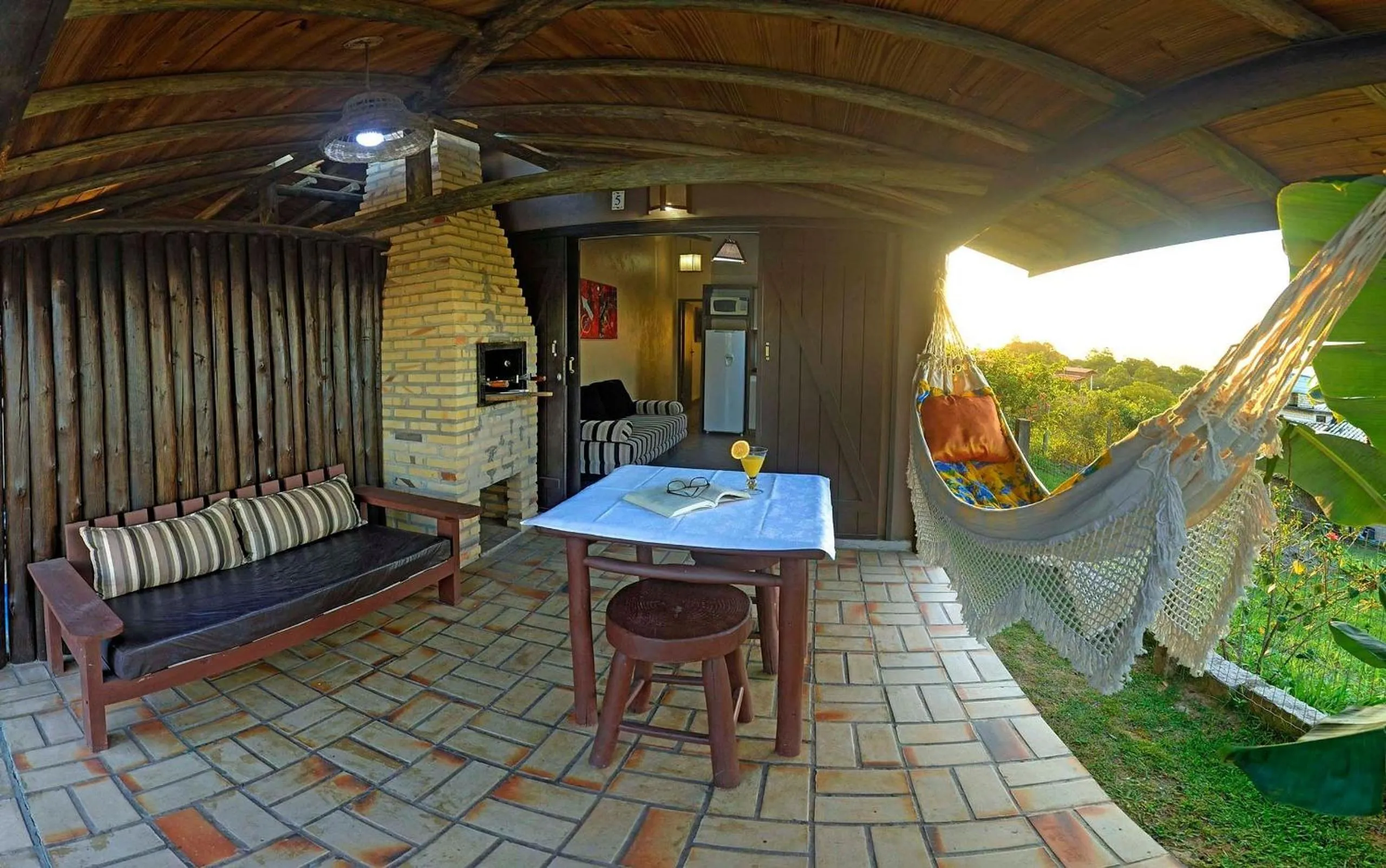 BBQ facilities in Pousada Bangalôs do Rosa