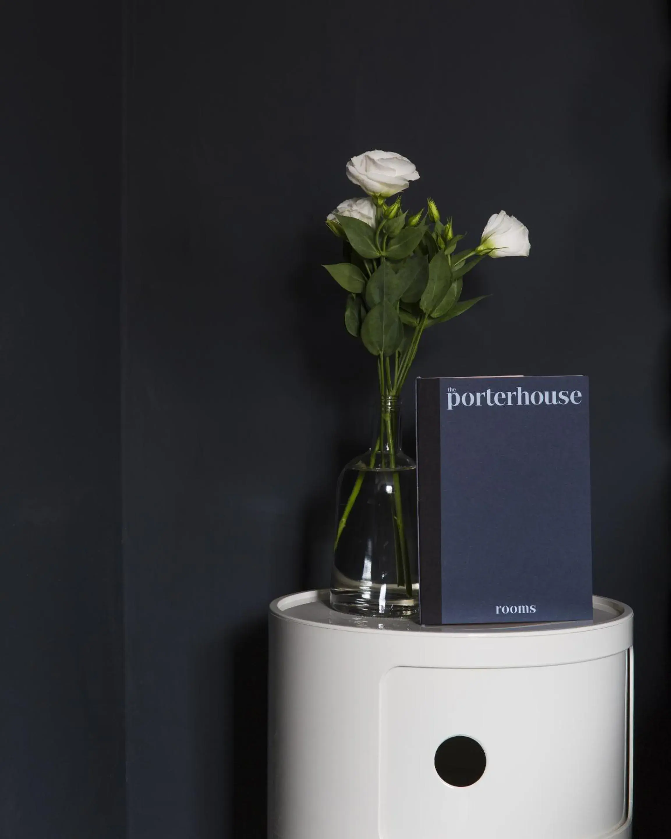 Bedroom in The Porterhouse grill & rooms Bedroom in The Porterhouse grill & rooms