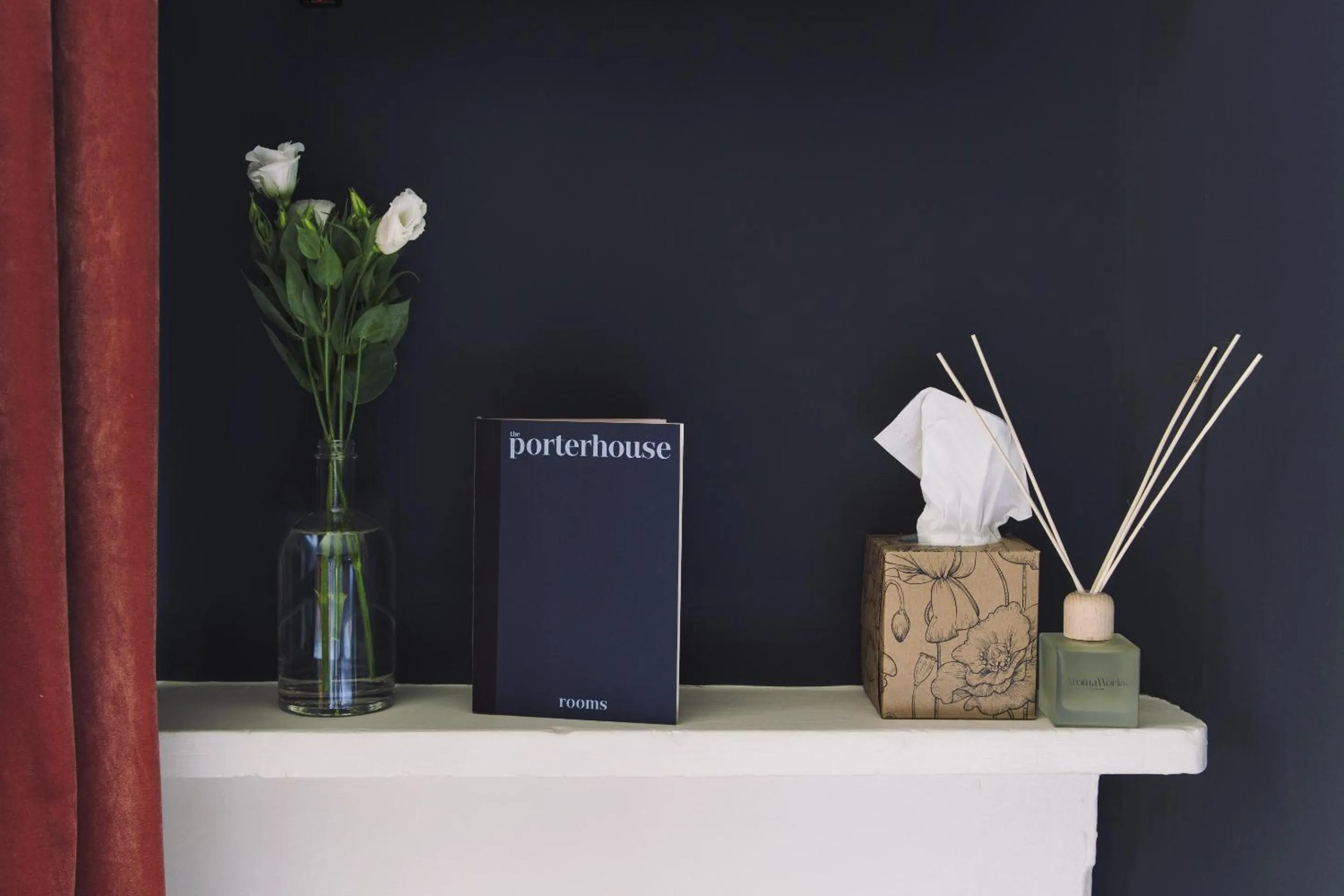 Bedroom in The Porterhouse grill & rooms