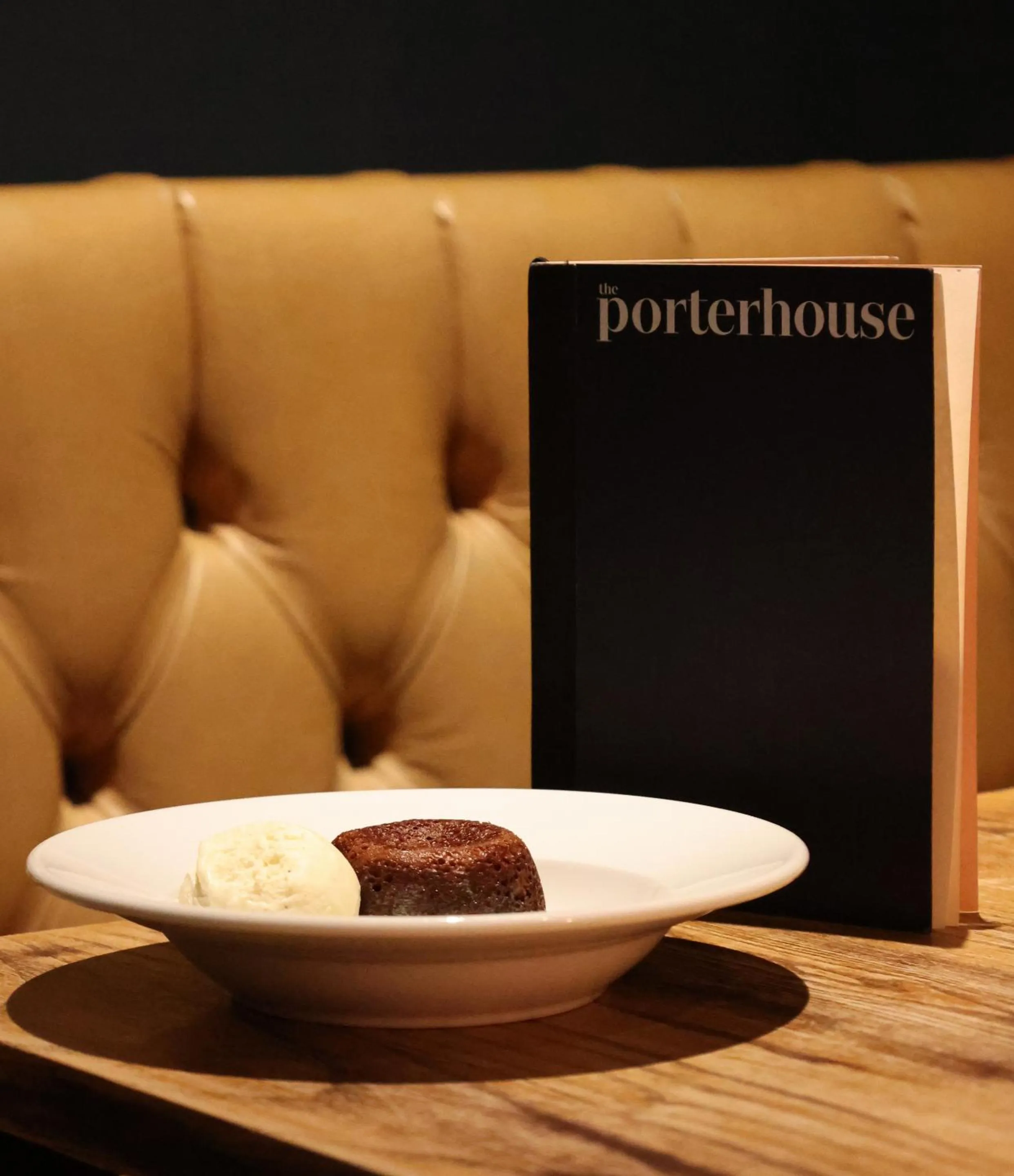 Food and drinks in The Porterhouse grill & rooms
