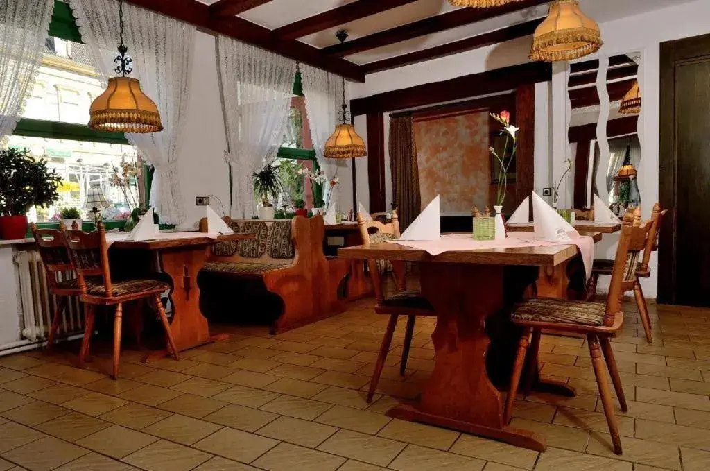 Breakfast in Weinhaus Hotel zum Josefshof Breakfast in Weinhaus Hotel zum Josefshof