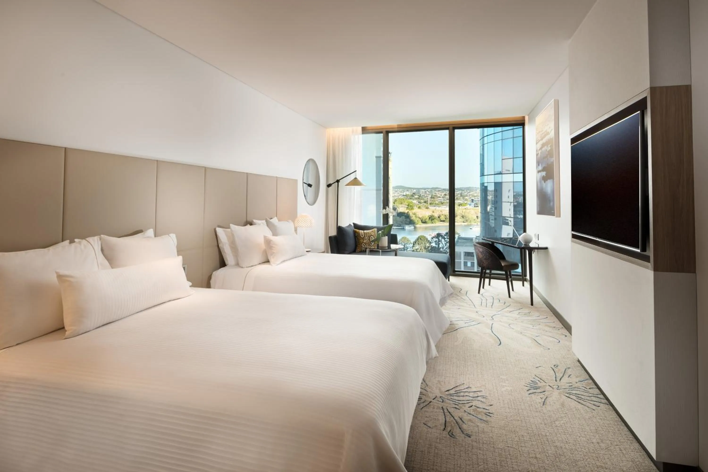 Club Twin Room with River View - Executive Level in The Westin Brisbane