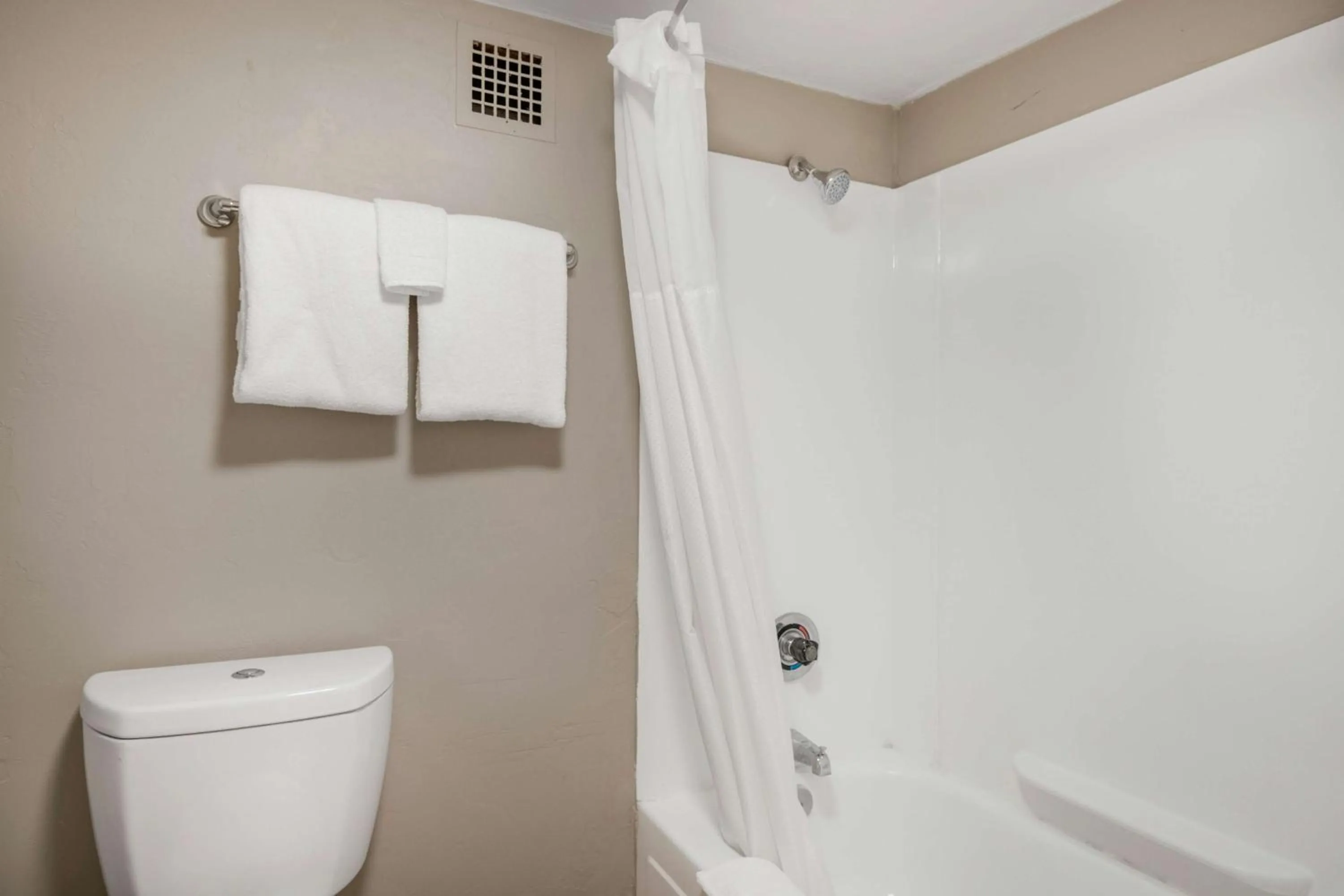 Shower in Motel 6-Tucson, AZ-Downtown