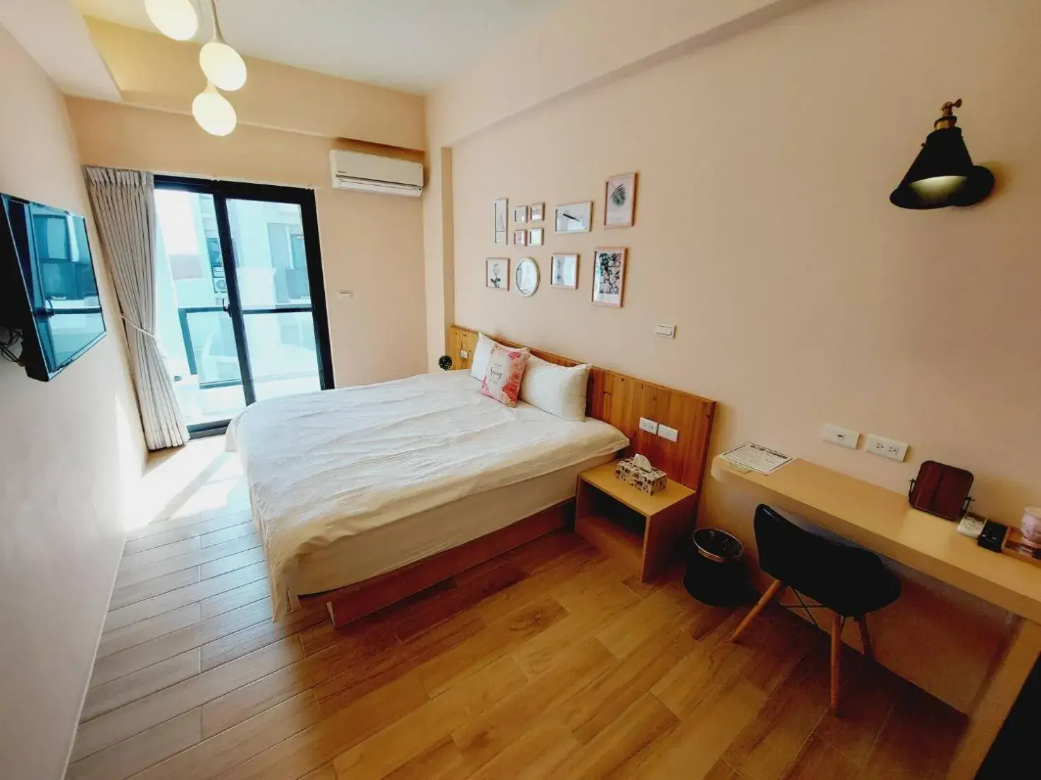 Double Room with Private Bathroom in Summer Dream Double Room with Private Bathroom in Summer Dream
