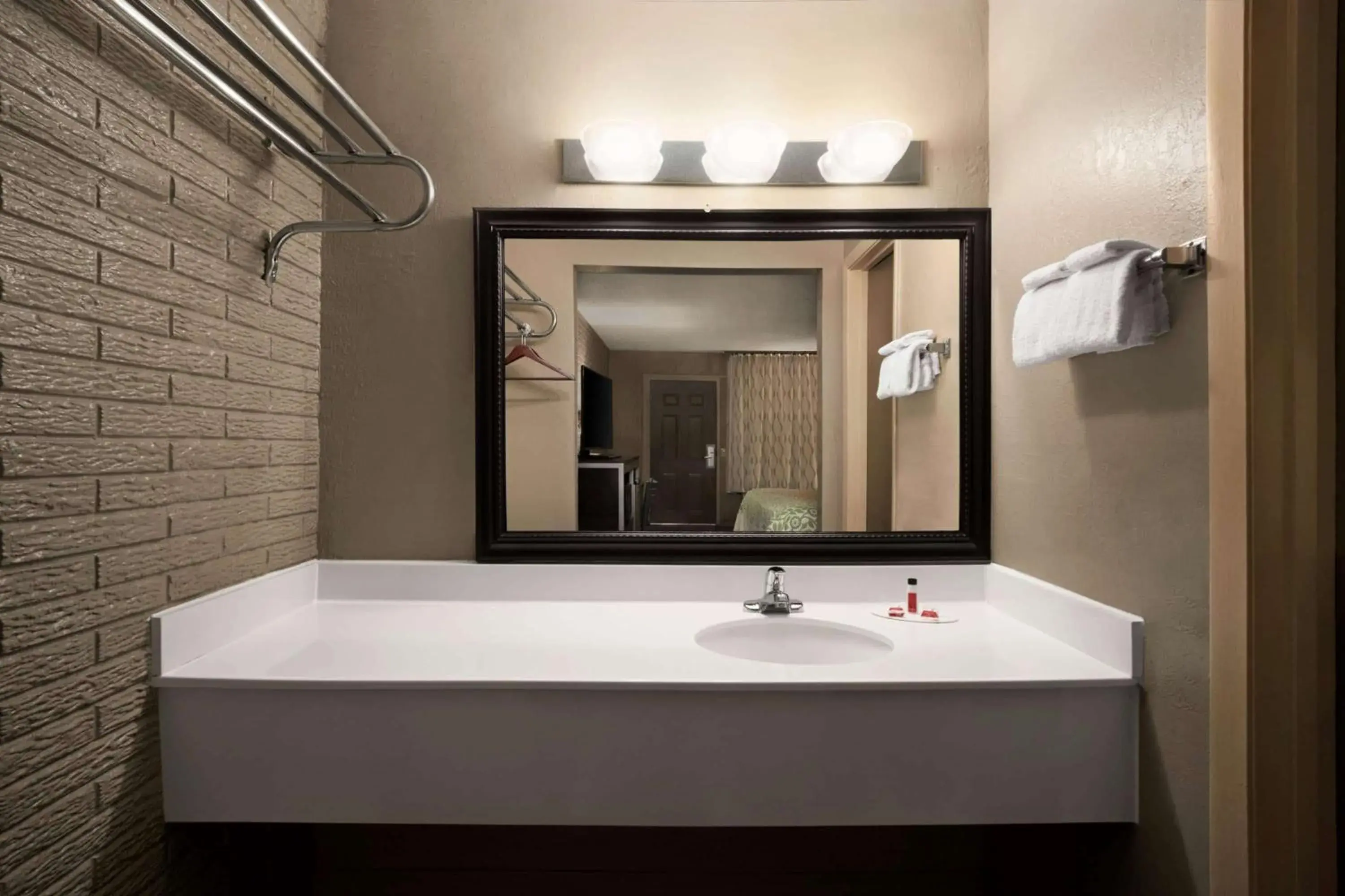 Bathroom in Days Inn by Wyndham Hardeeville/ I-95 State Line Bathroom in Days Inn by Wyndham Hardeeville/ I-95 State Line