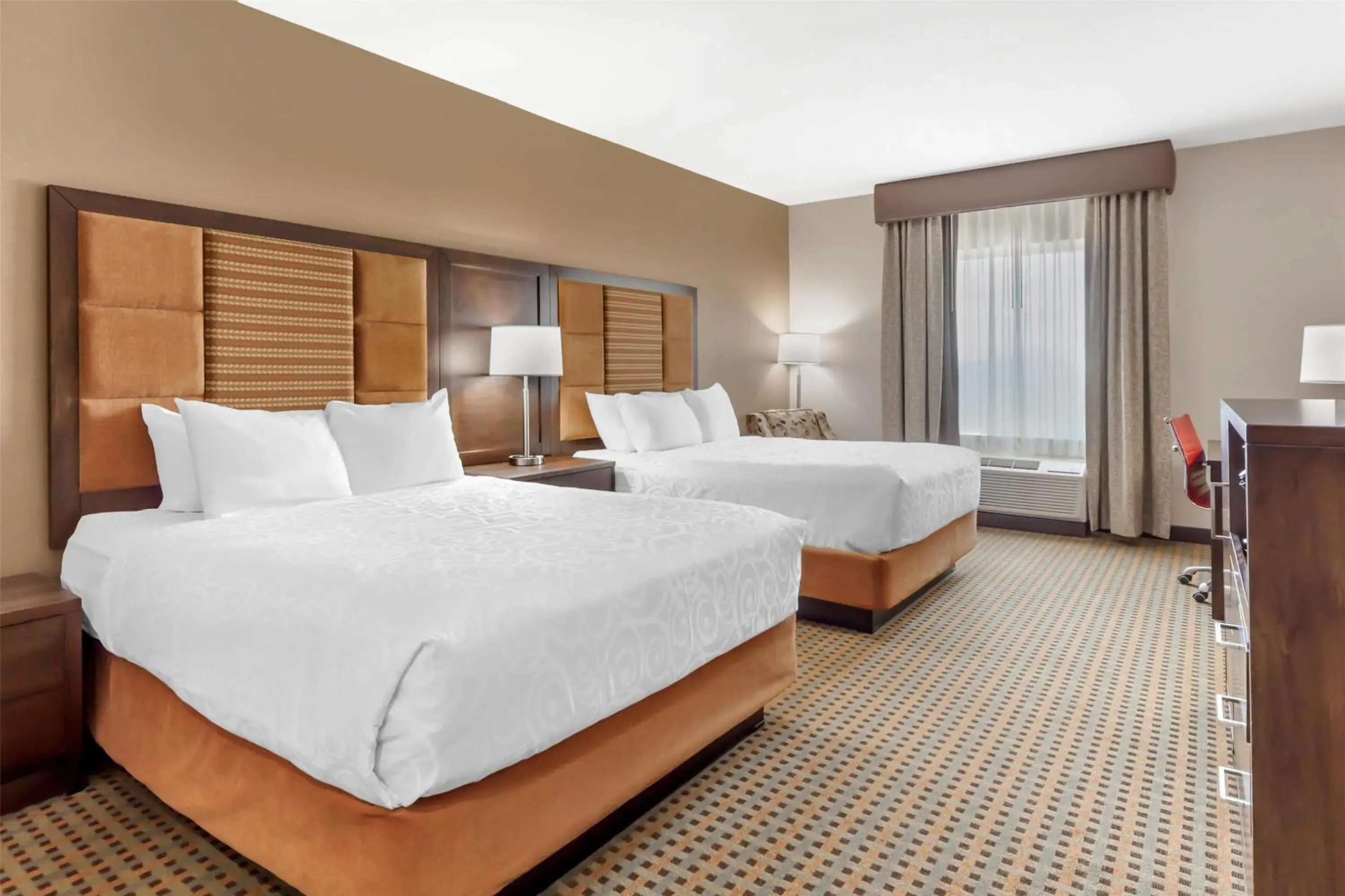 Bedroom, Bed in Best Western Plus Hinton Inn & Suites Bedroom, Bed in Best Western Plus Hinton Inn & Suites