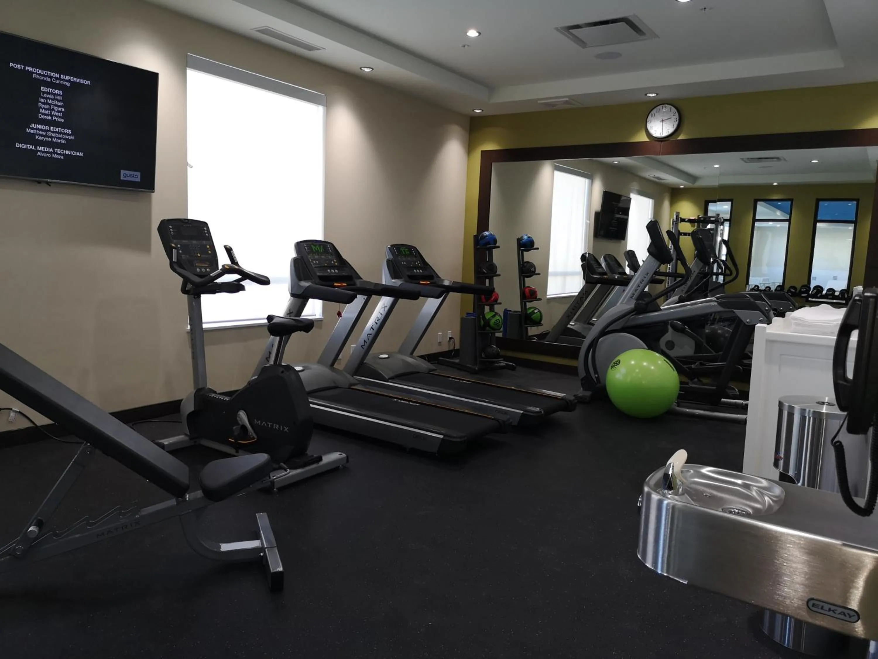 Fitness centre/facilities in Best Western Plus Hinton Inn & Suites