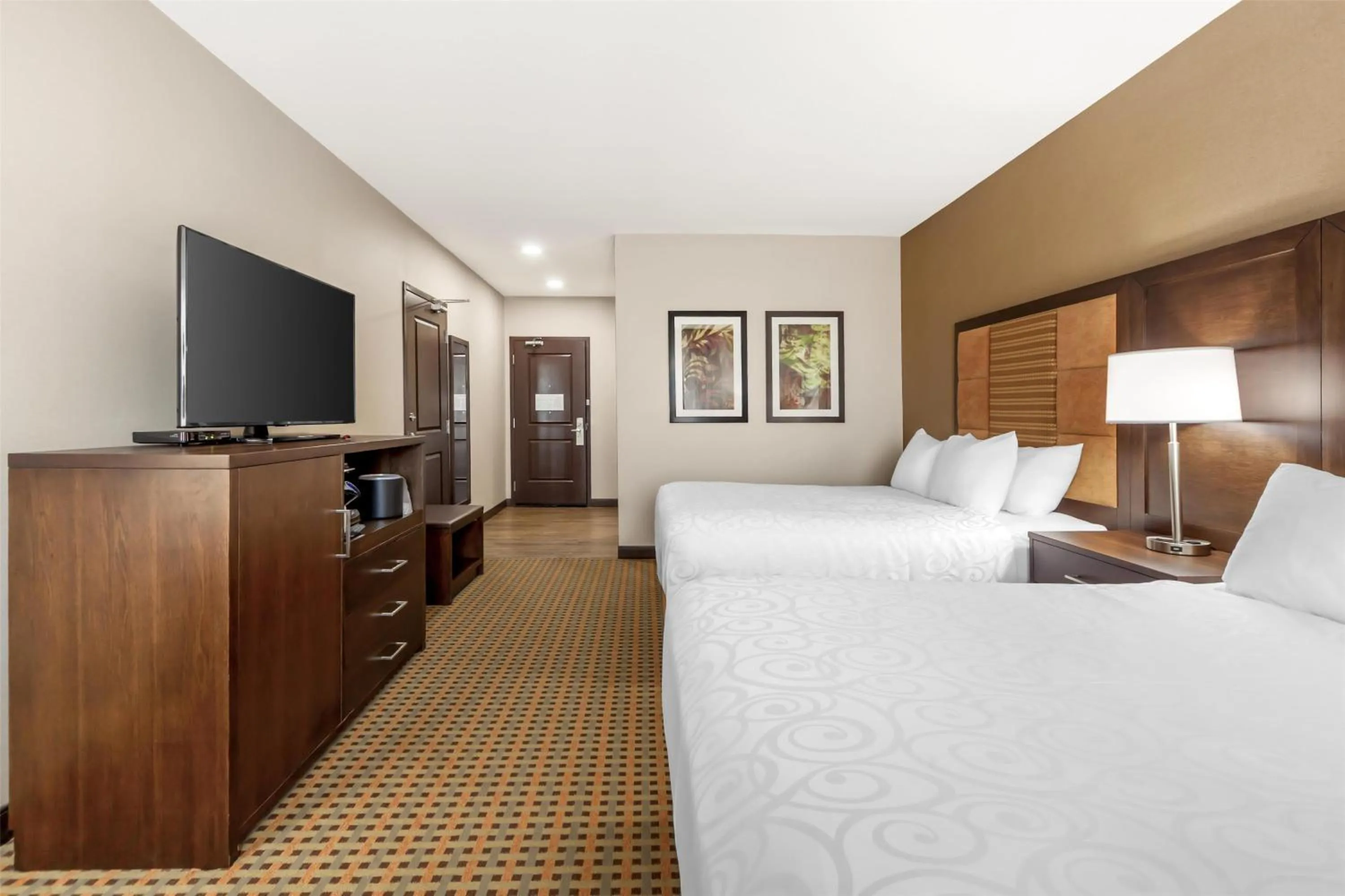 Bedroom, Bed in Best Western Plus Hinton Inn & Suites