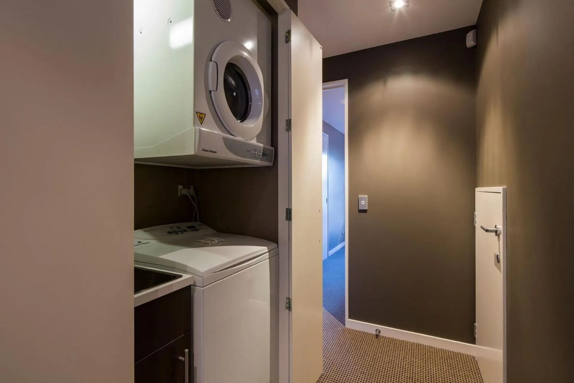 LakeRidge Queenstown Front Row