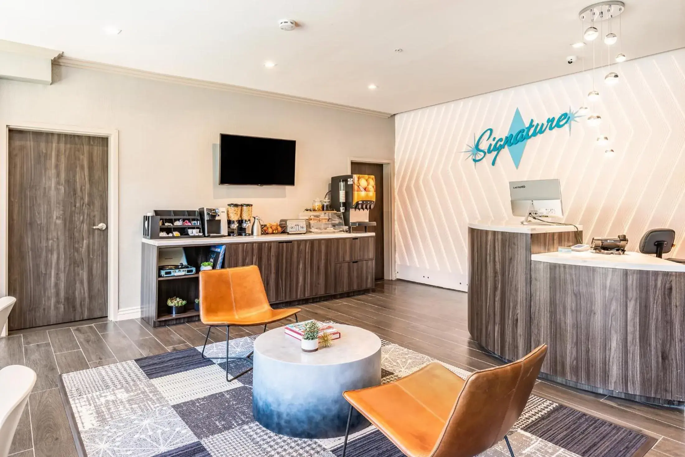 Lobby or reception in Signature San Francisco Lobby or reception in Signature San Francisco