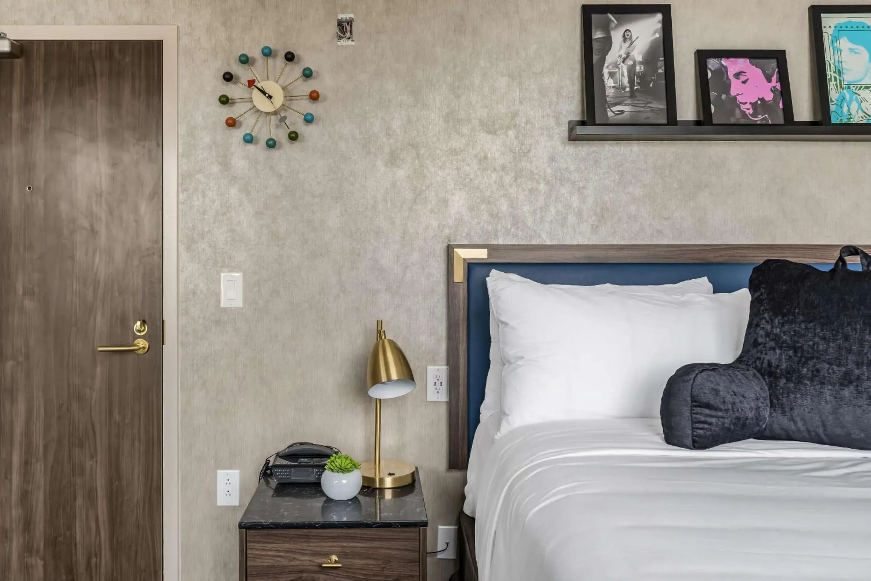 Family Room - Disability Access in Signature San Francisco Family Room - Disability Access in Signature San Francisco