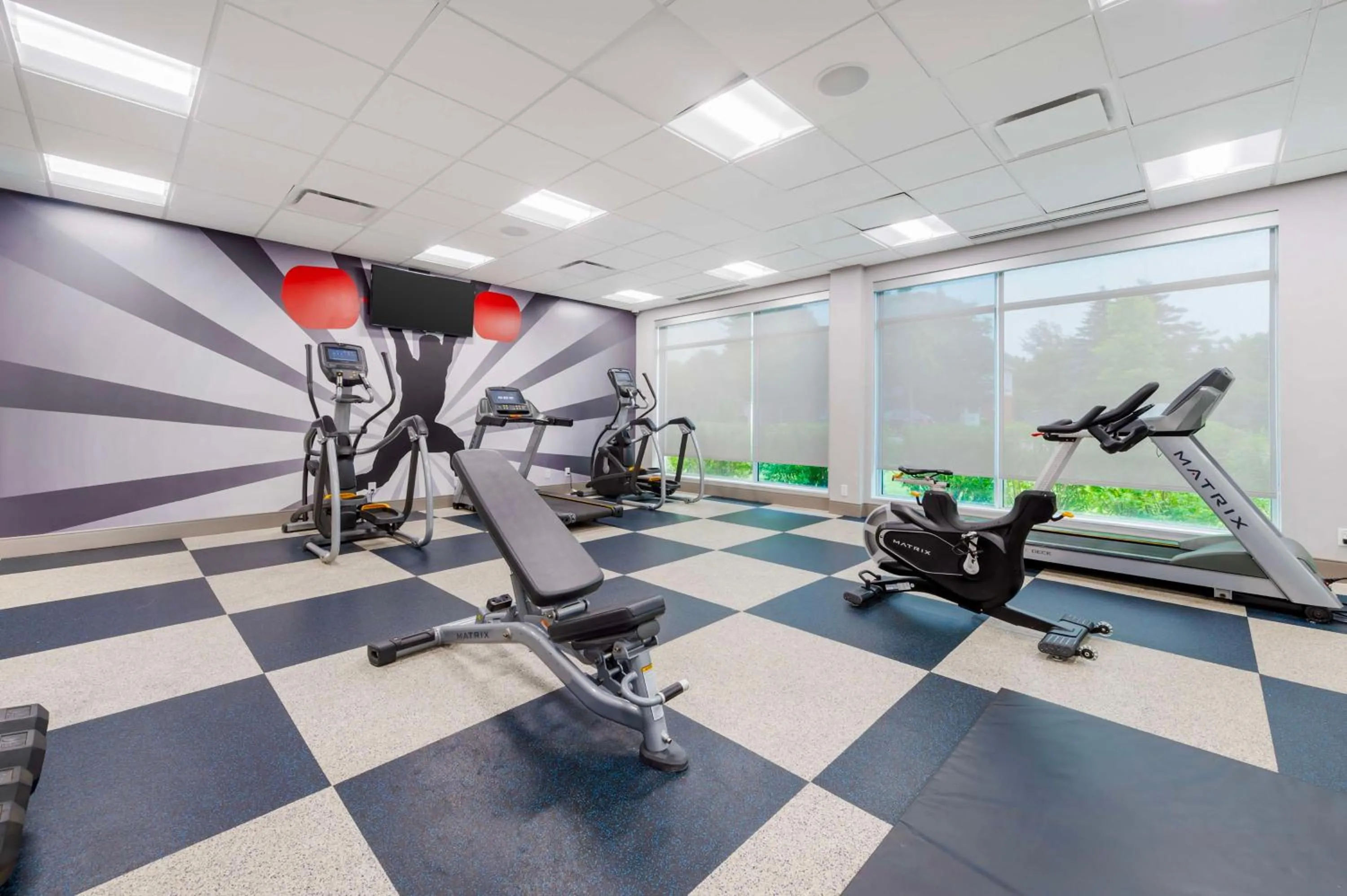 Fitness centre/facilities in GLō Best Western Kanata Ottawa West