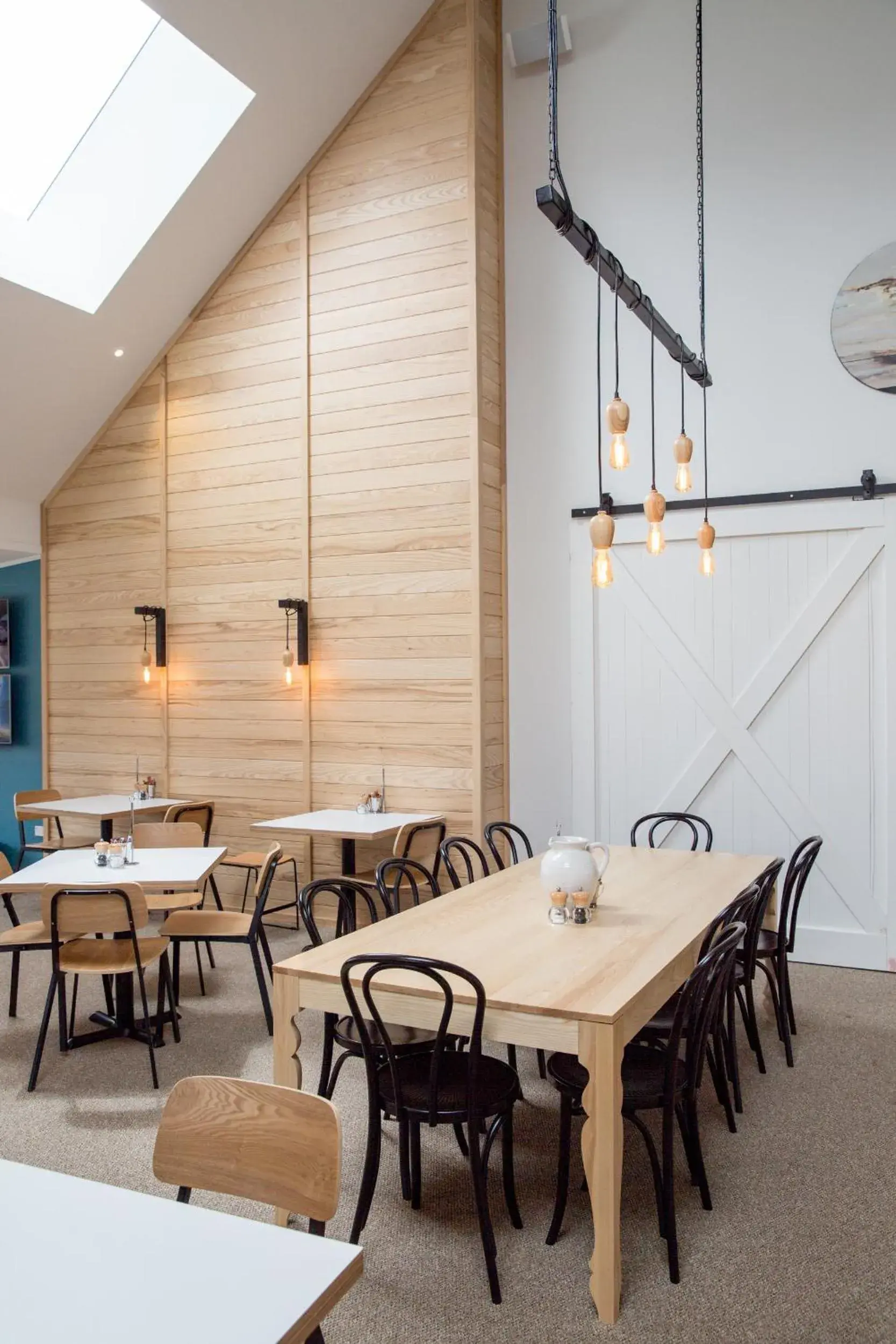 Restaurant/places to eat in The Harvest Hotel Restaurant/places to eat in The Harvest Hotel