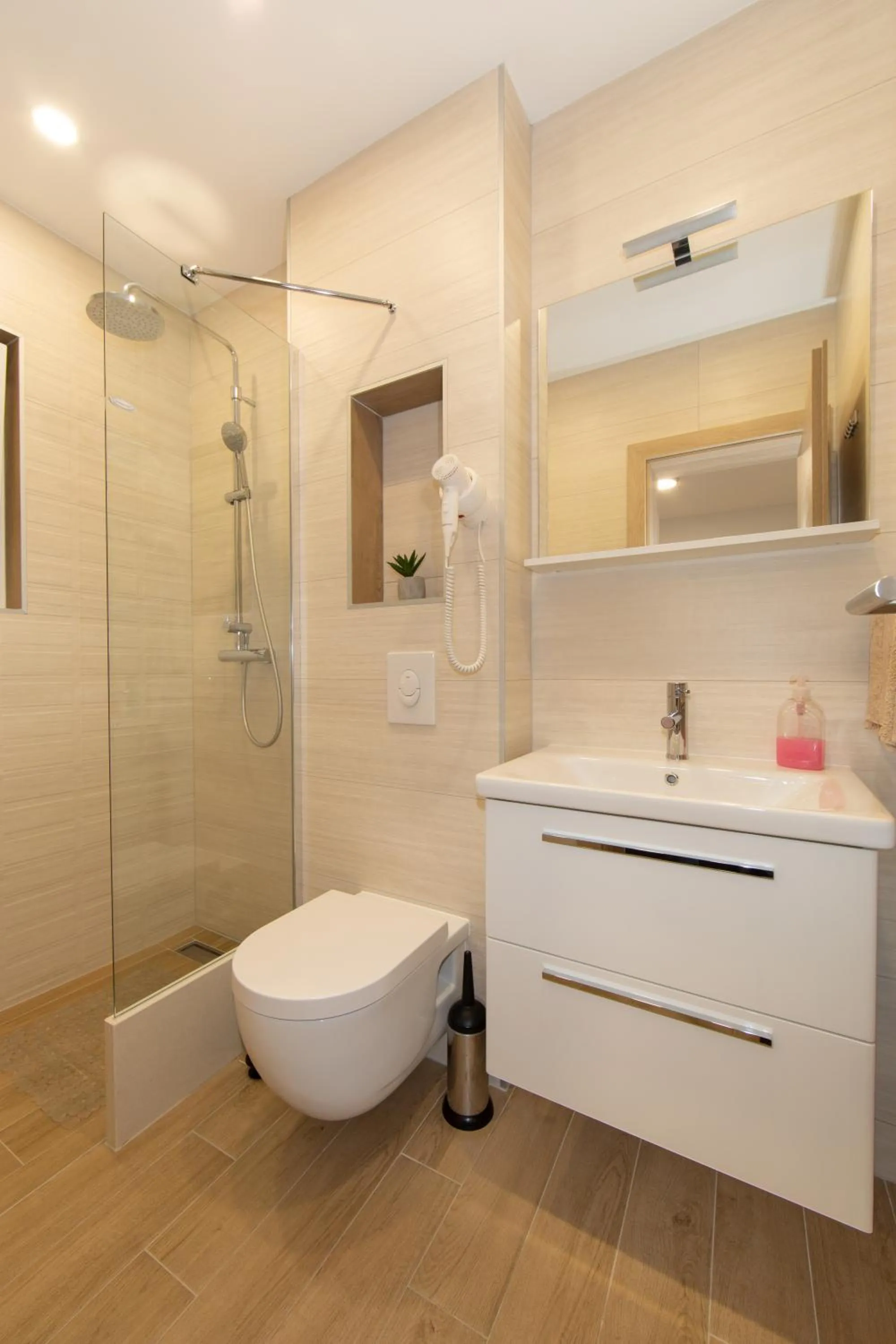 Apartment Ante