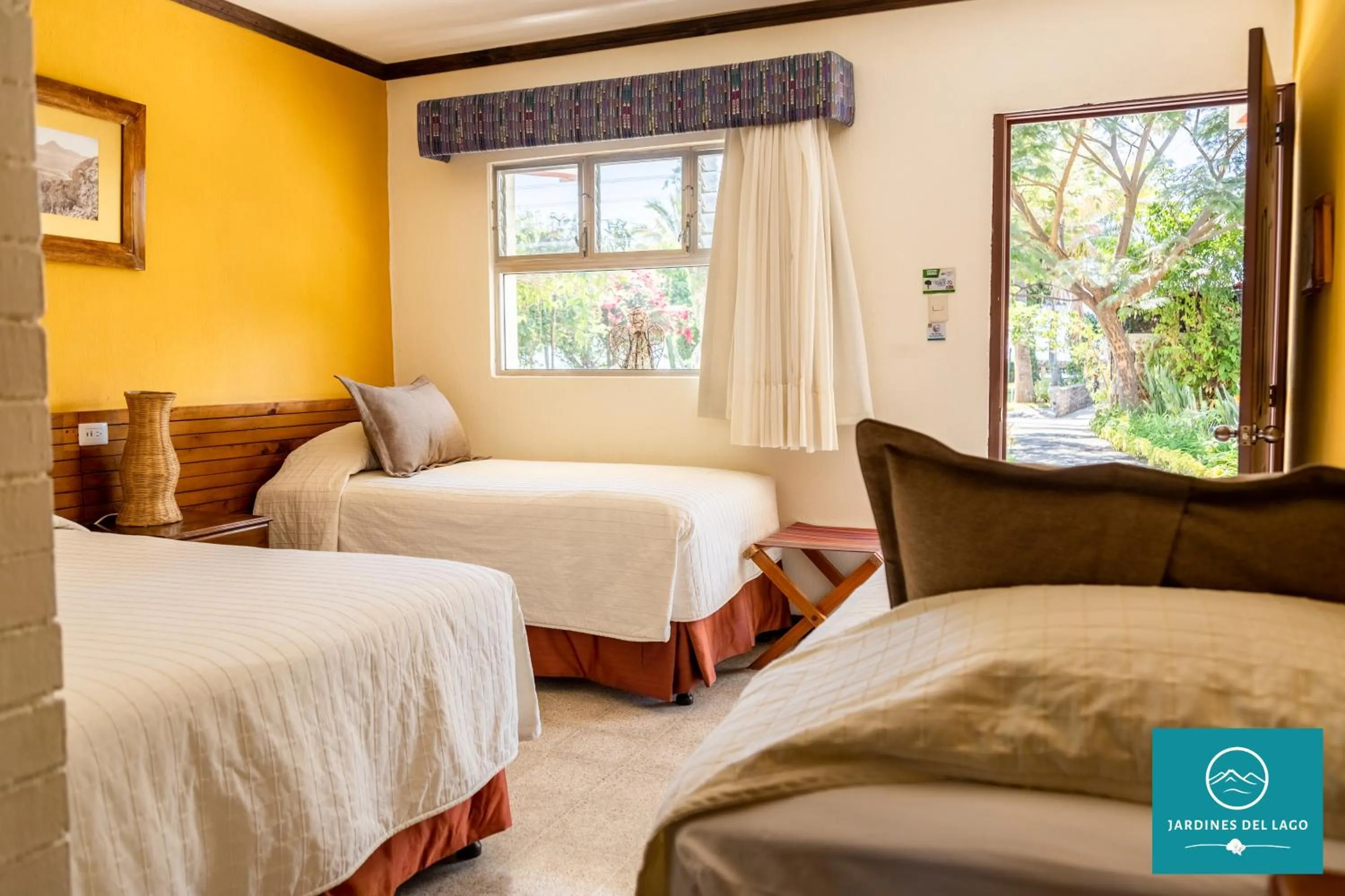 Bed in Hotel y Centro de Convenciones Jardines del Lago