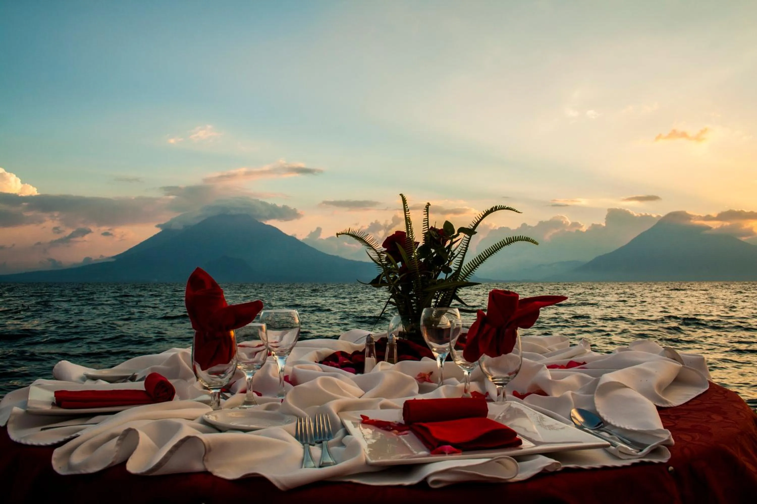 Lake view in Hotel y Centro de Convenciones Jardines del Lago
