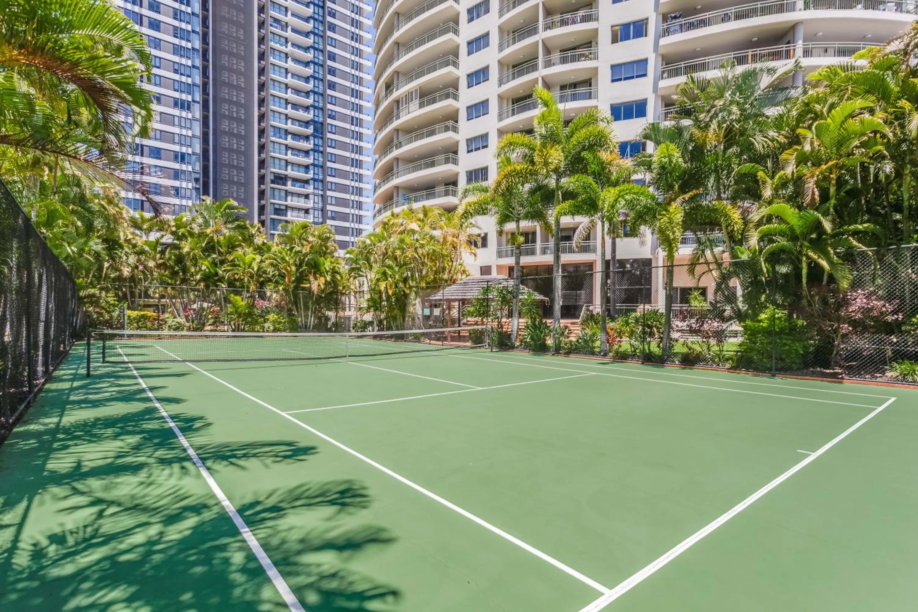 Tennis court in The Meriton Apartments on Main Beach