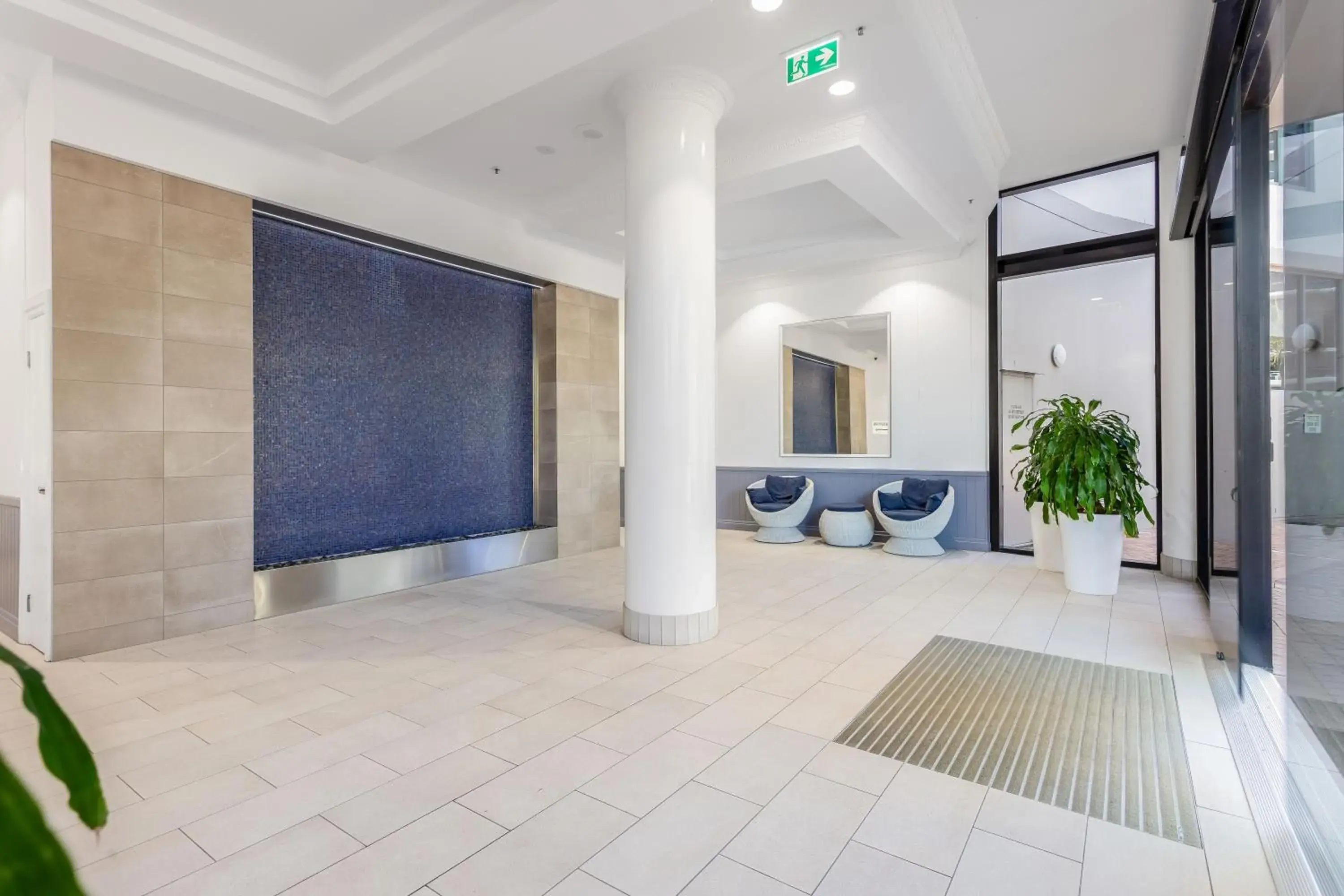 Lobby or reception in The Meriton Apartments on Main Beach Lobby or reception in The Meriton Apartments on Main Beach