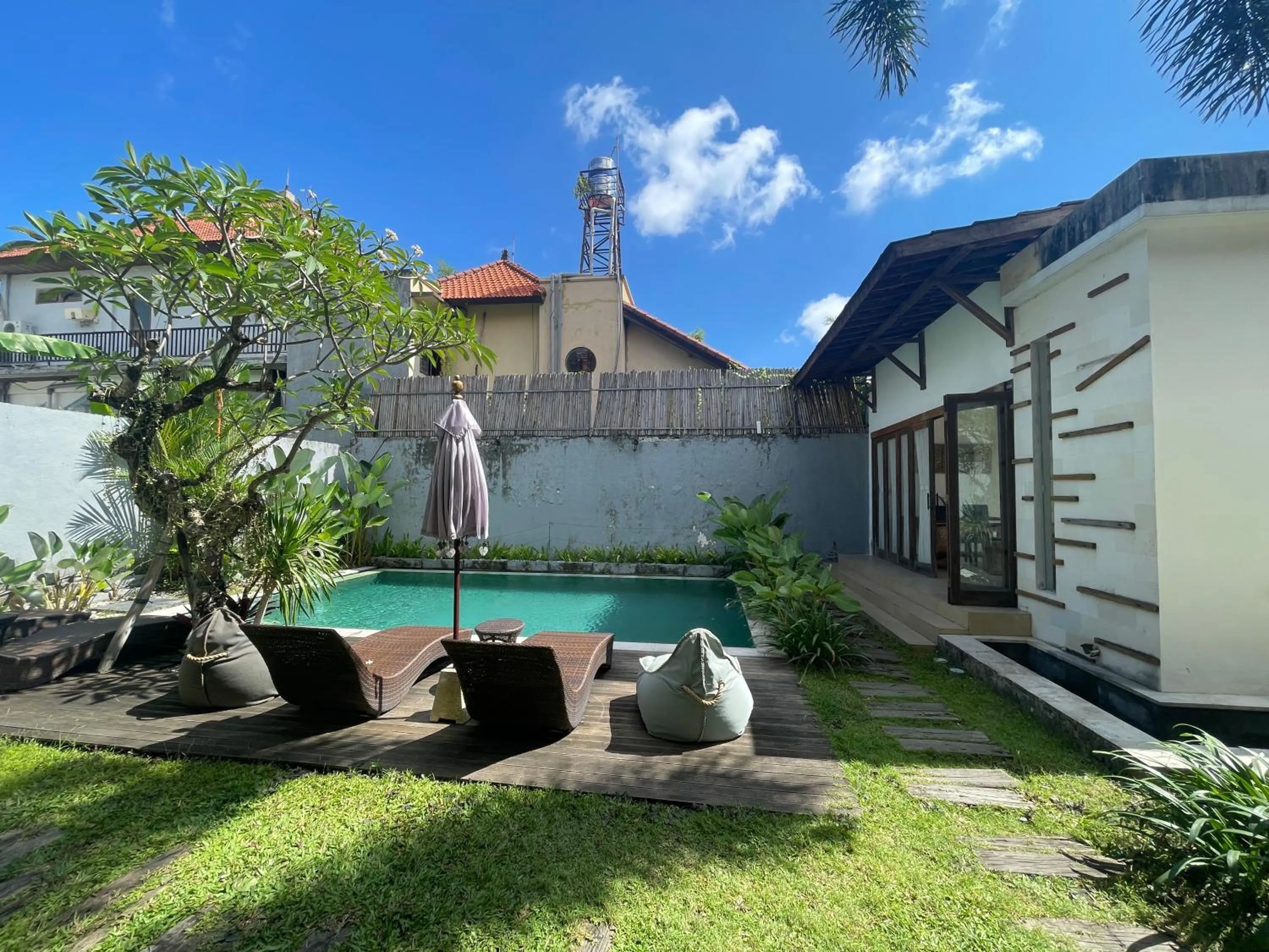 Balcony Living Apartment