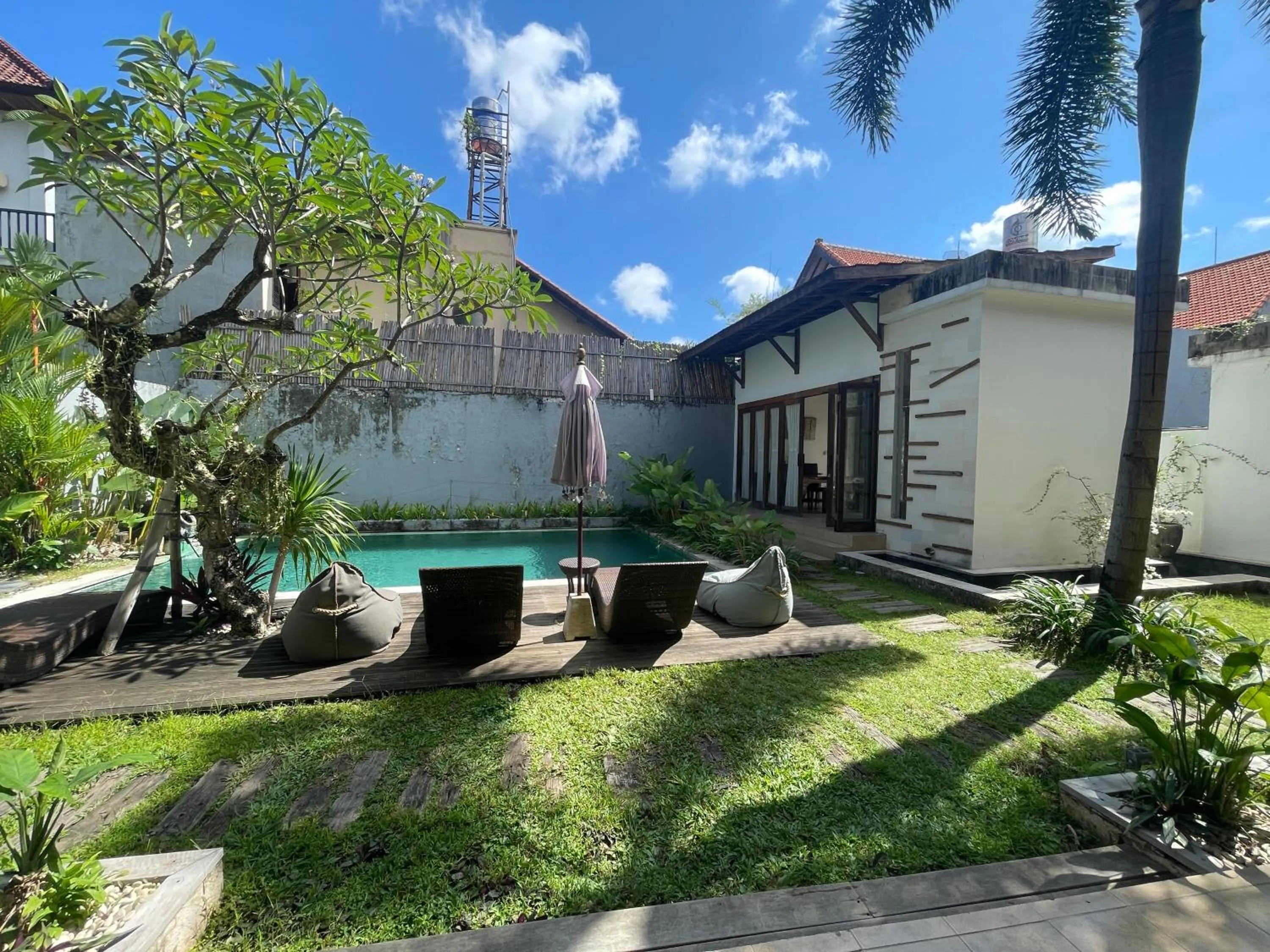 Balcony Living Apartment