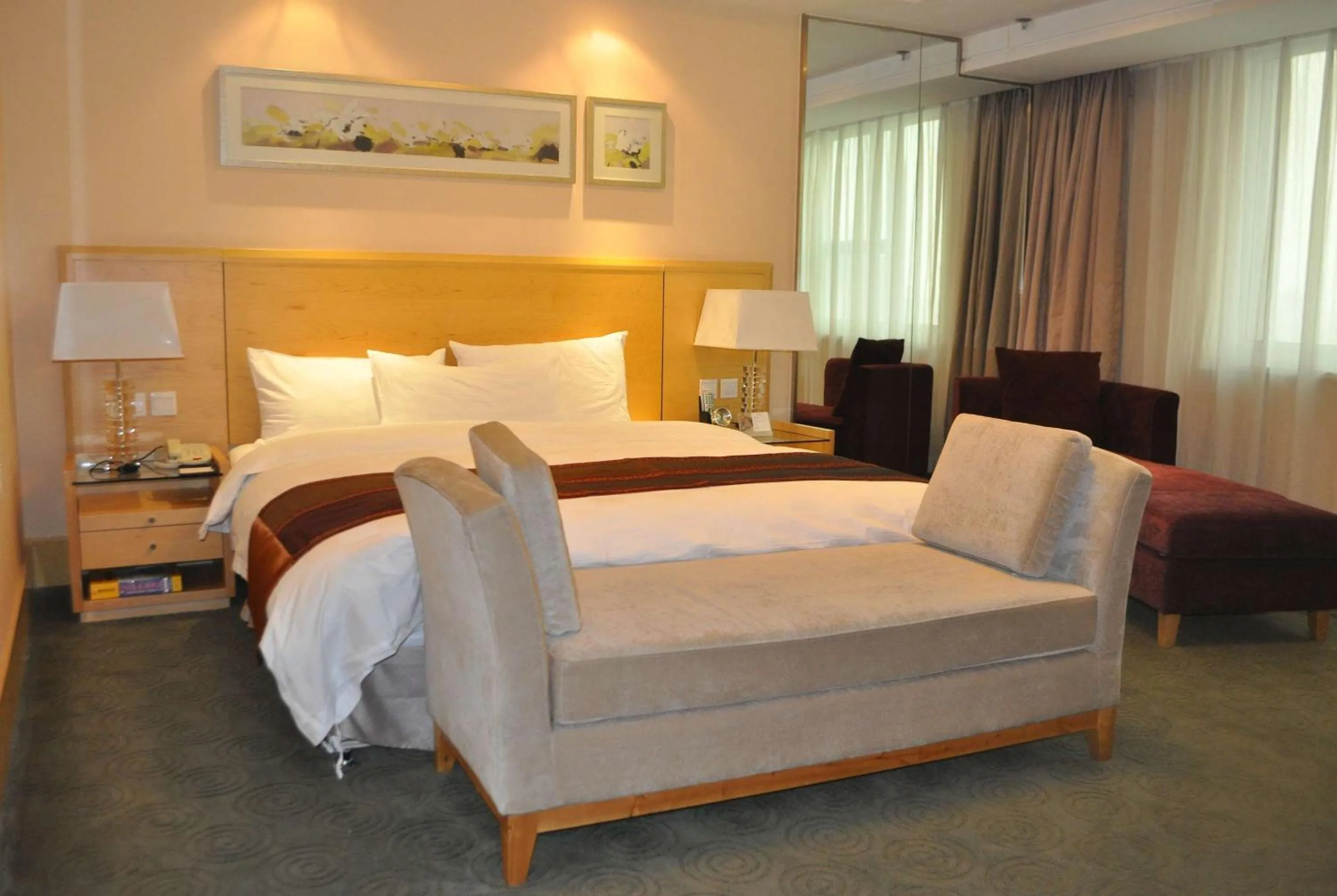 Photo of the whole room in Ramada Plaza Shenyang Citycenter