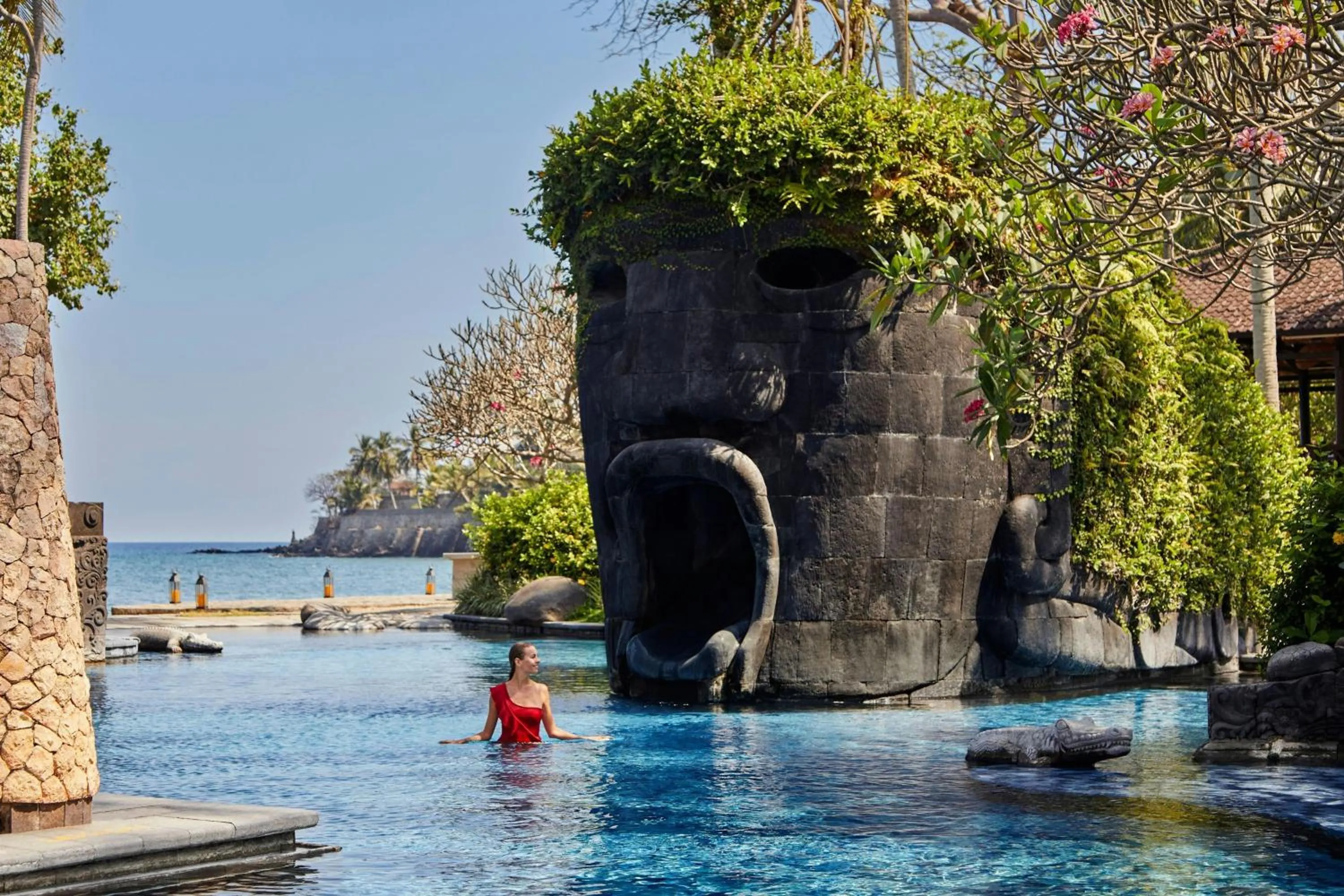 Swimming pool in Sheraton Senggigi Beach Resort