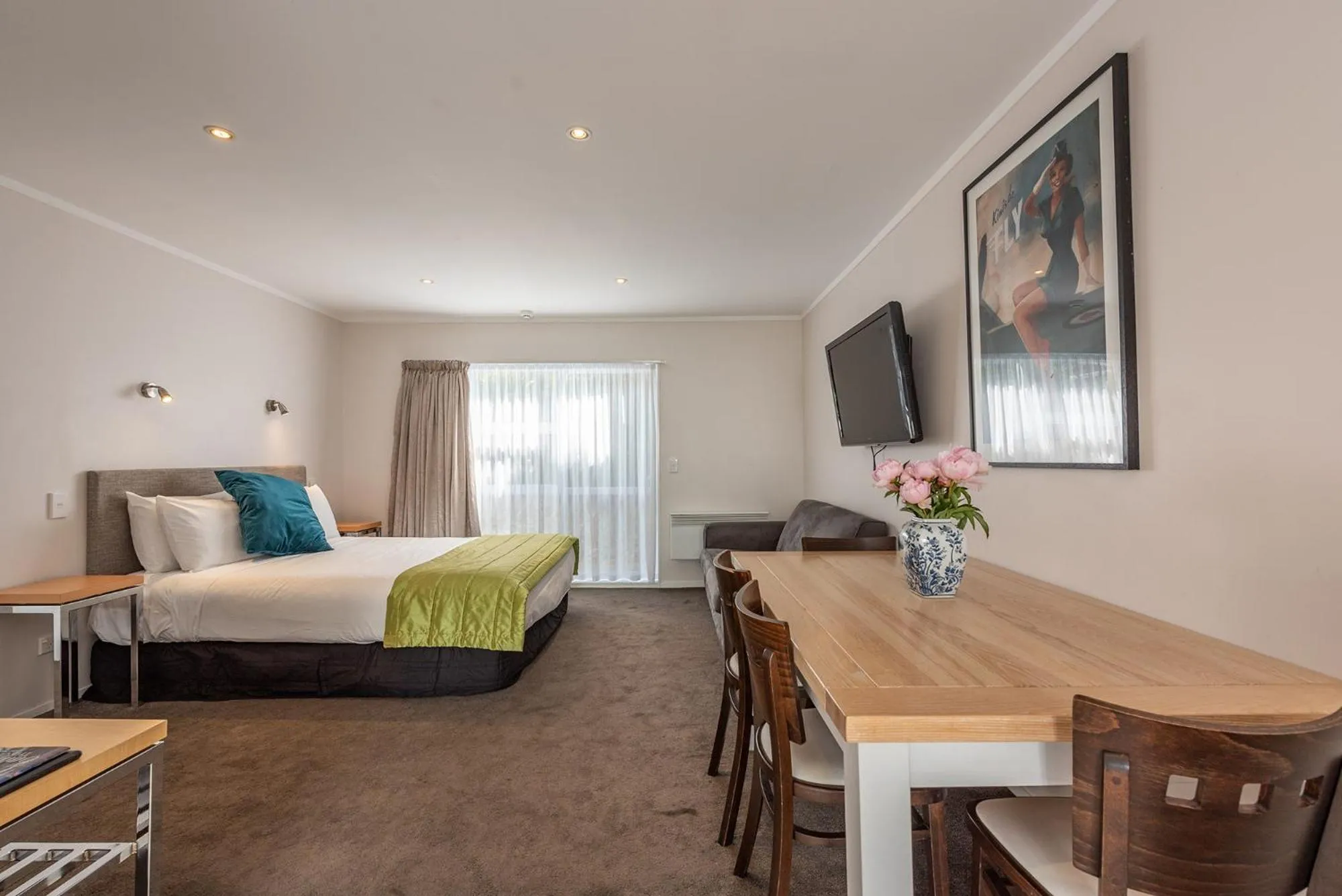 Bed in Apollo Lodge - Free Parking